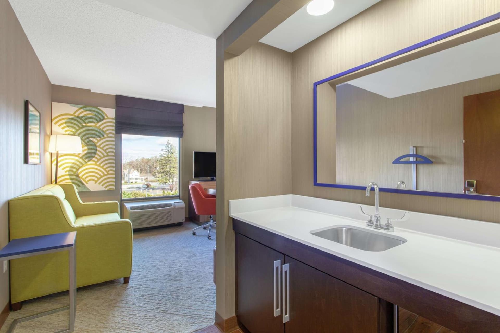 Hampton Inn & Suites Albany-Airport gallery photo in Latham, NY — image 21