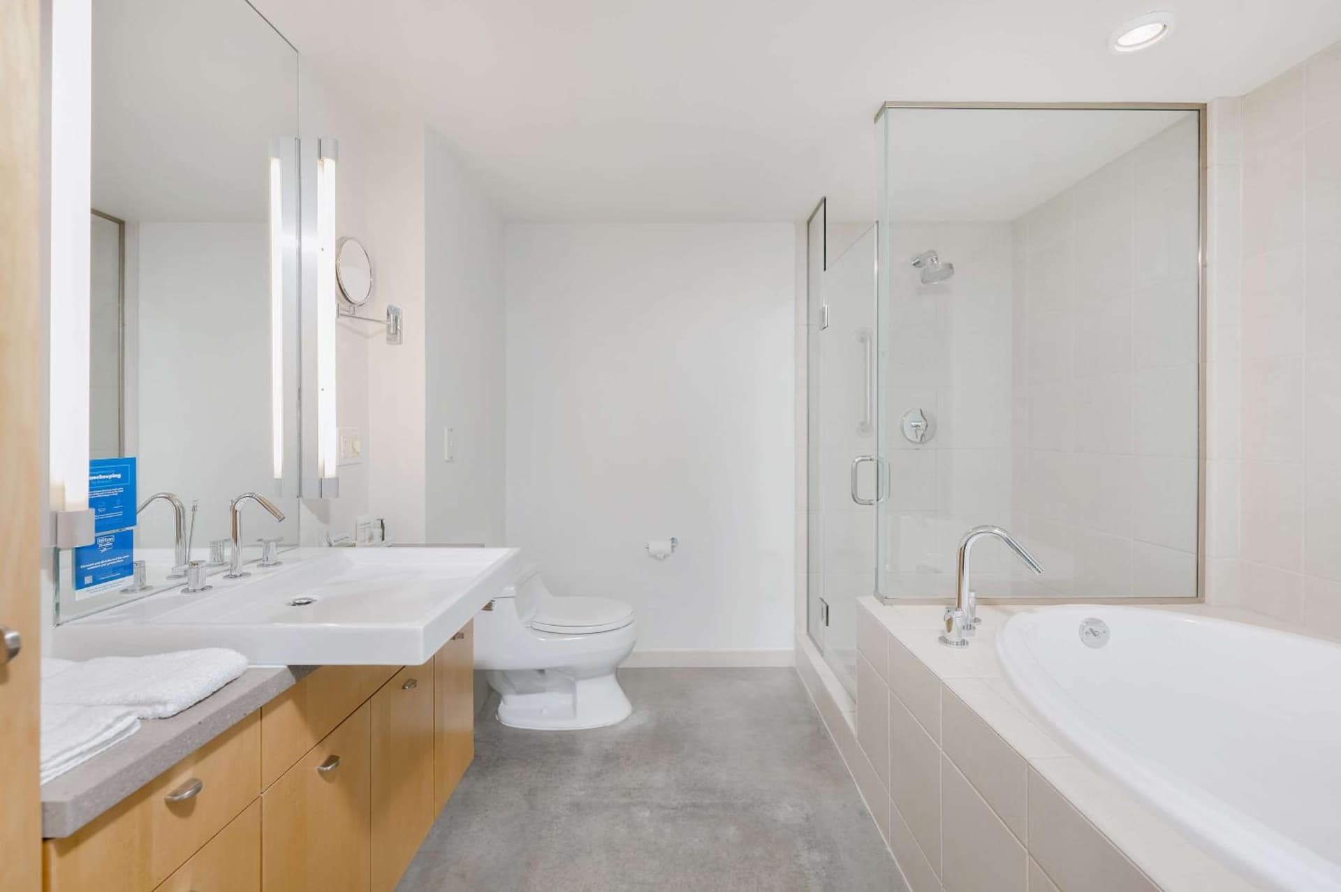 Hotelvetro Iowa City, Tapestry Collection By Hilton property views in Iowa City, IA — gallery photo 3