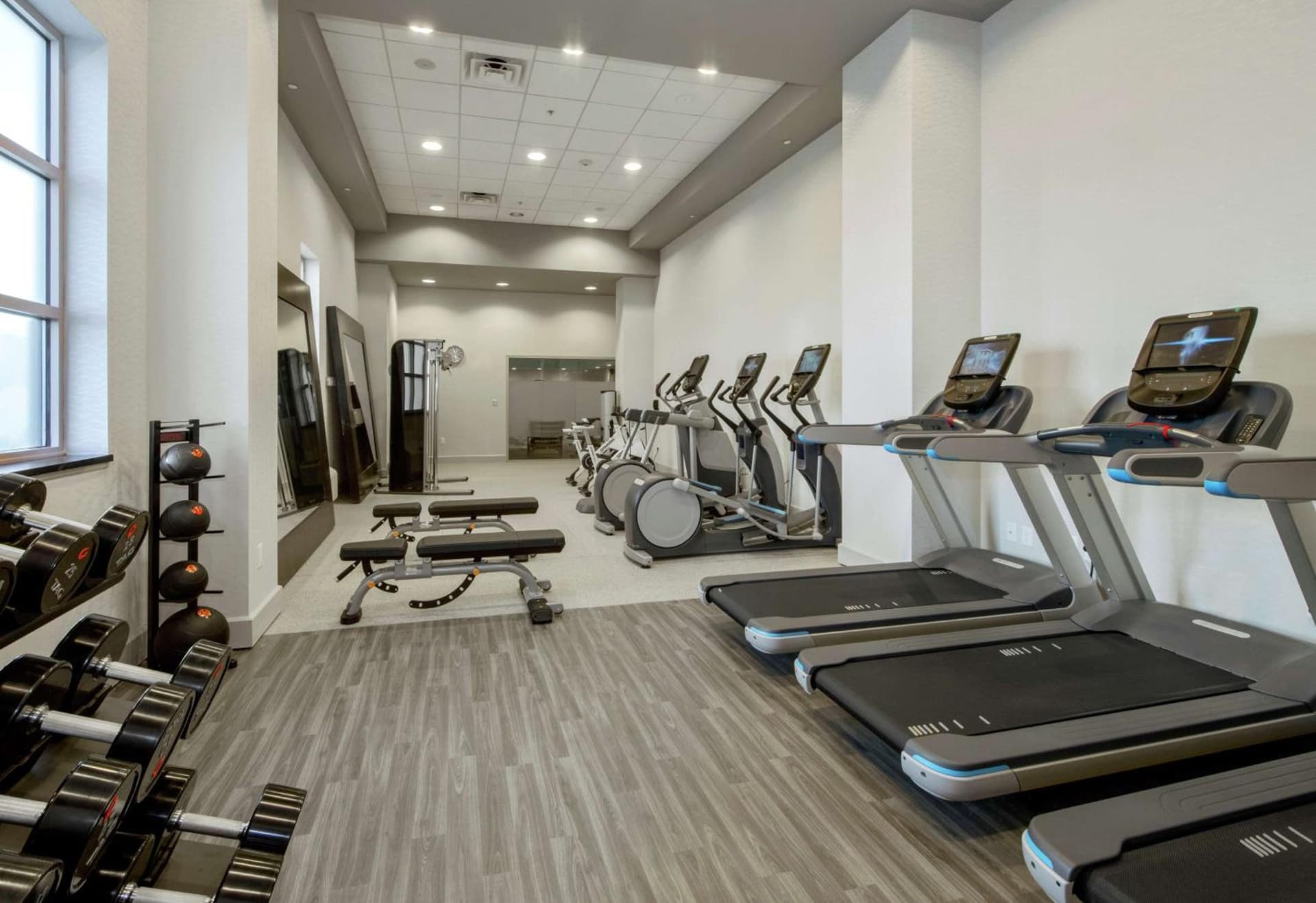 Embassy Suites by Hilton Raleigh Durham Airport Brier Creek gallery photo in Raleigh, NC — image 37