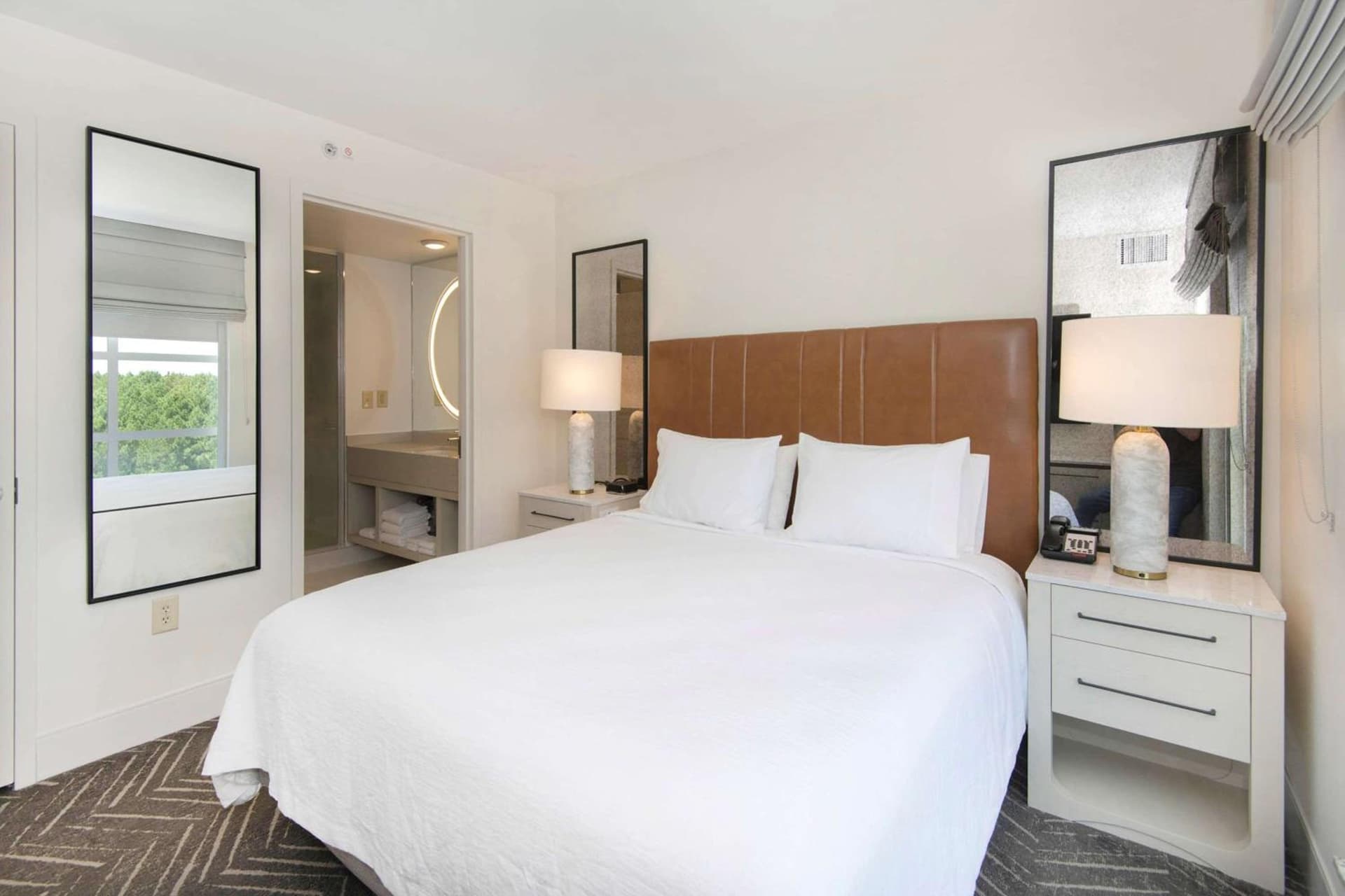 Embassy Suites by Hilton Raleigh Durham Airport Brier Creek gallery photo in Raleigh, NC — image 5