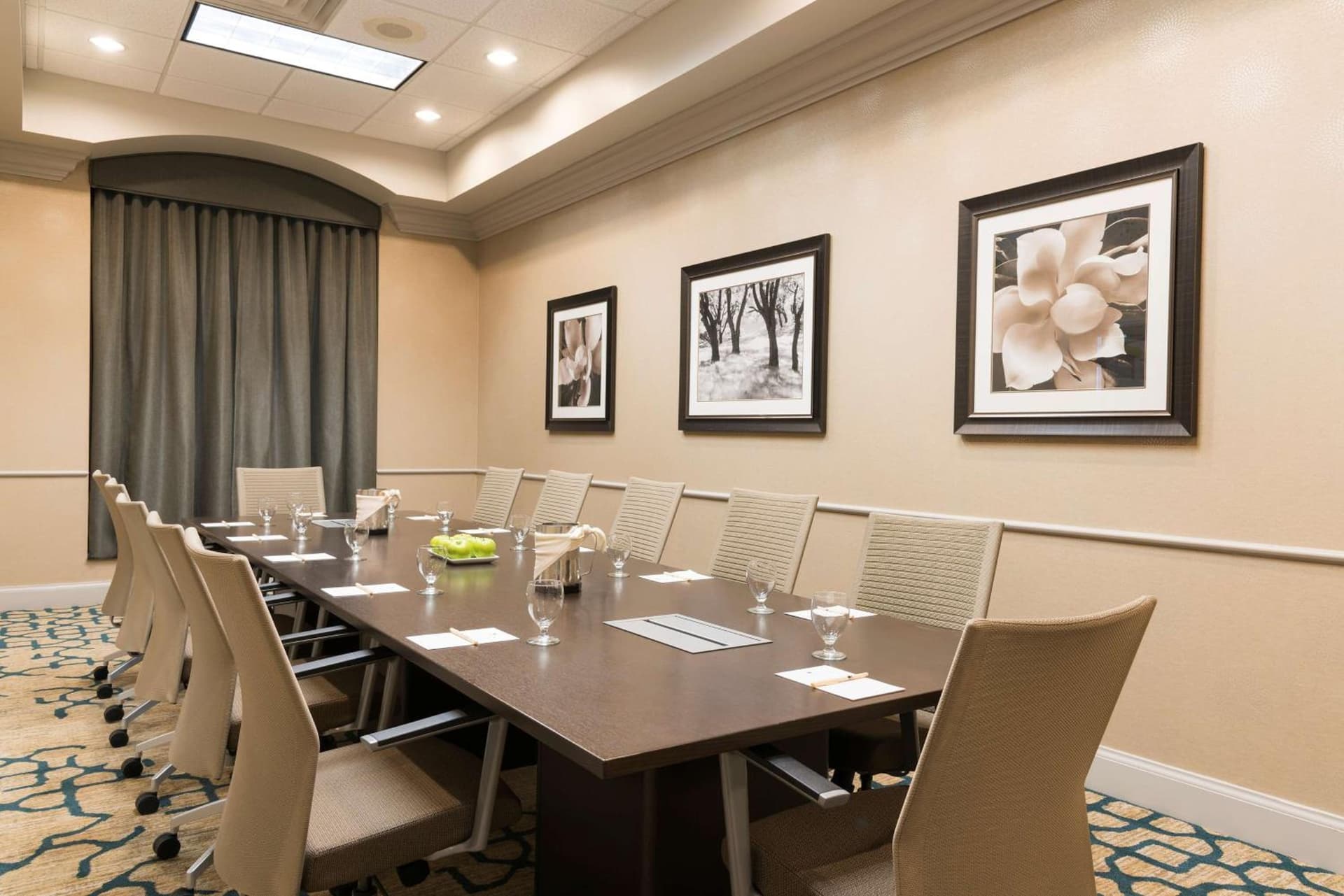 Doubletree by Hilton Pleasant Prairie Kenosha, WI gallery photo in Pleasant Prairie, WI — image 4