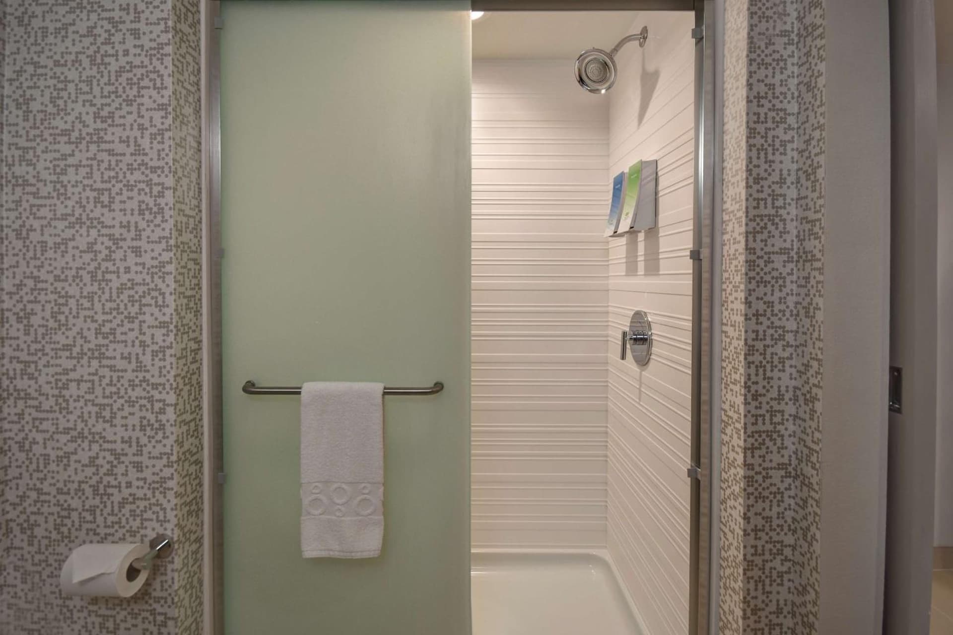 Home2 Suites Eau Claire South, Wi gallery photo in Eau Claire, WI — image 12