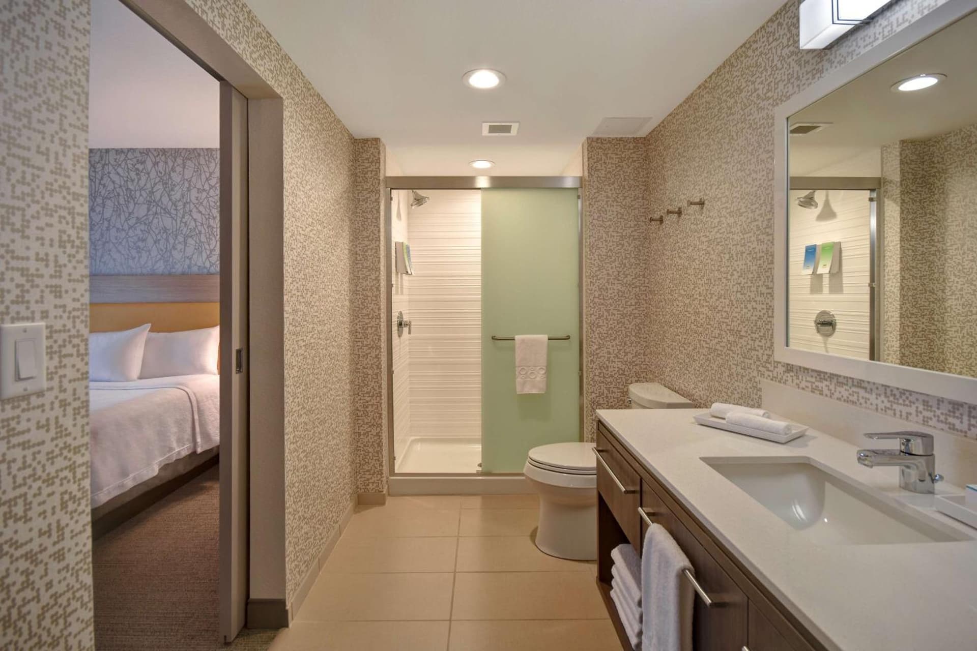 Home2 Suites Eau Claire South, Wi gallery photo in Eau Claire, WI — image 7