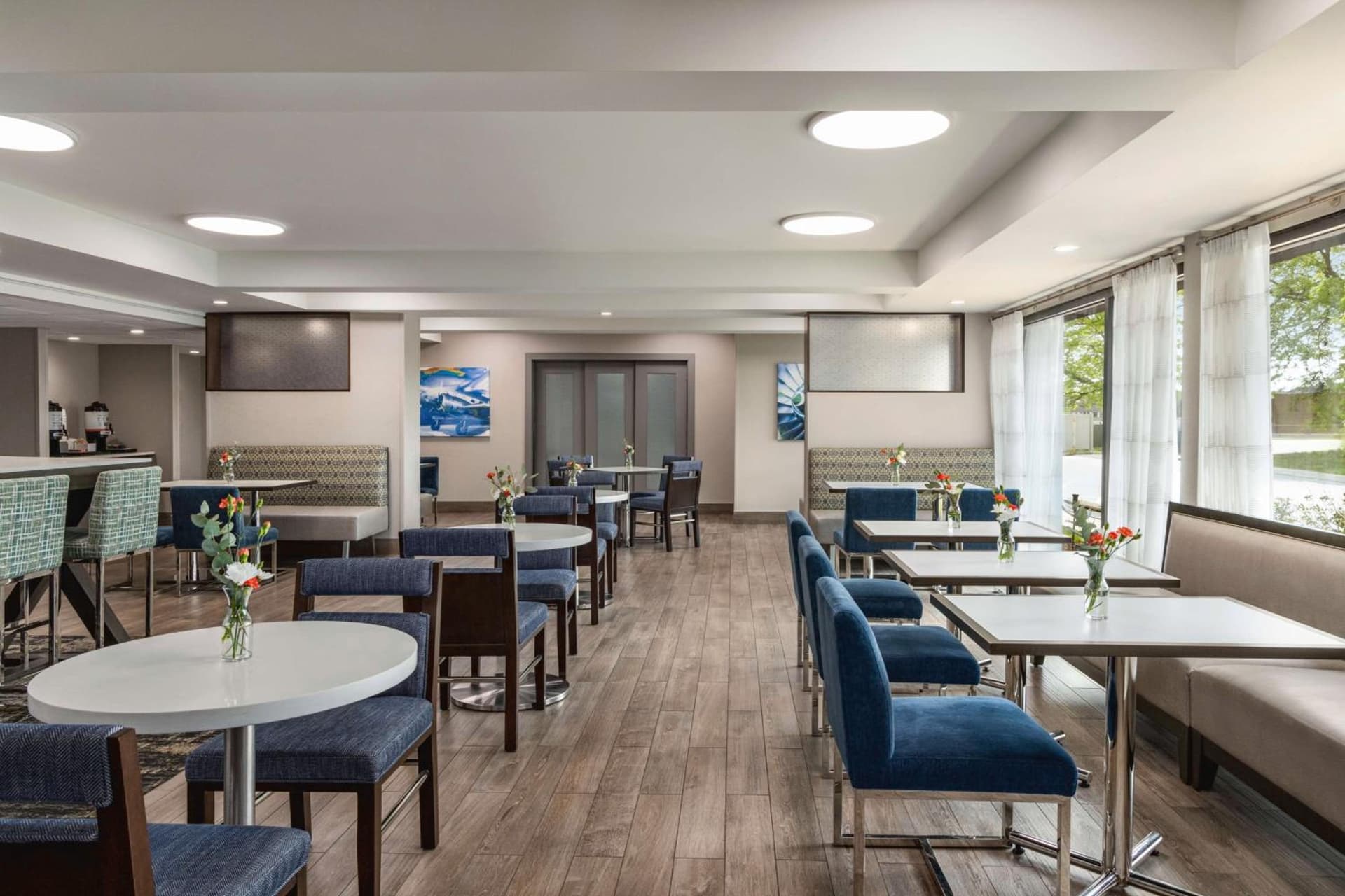 Hampton Inn Chicago-O'Hare International Airport gallery photo in Schiller Park, IL — image 16