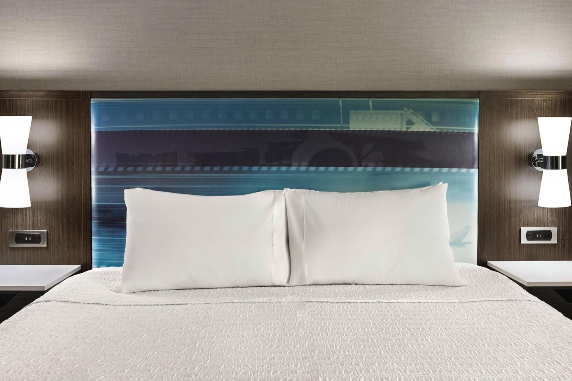 Hampton Inn Chicago-O'Hare International Airport gallery photo in Schiller Park, IL — image 8