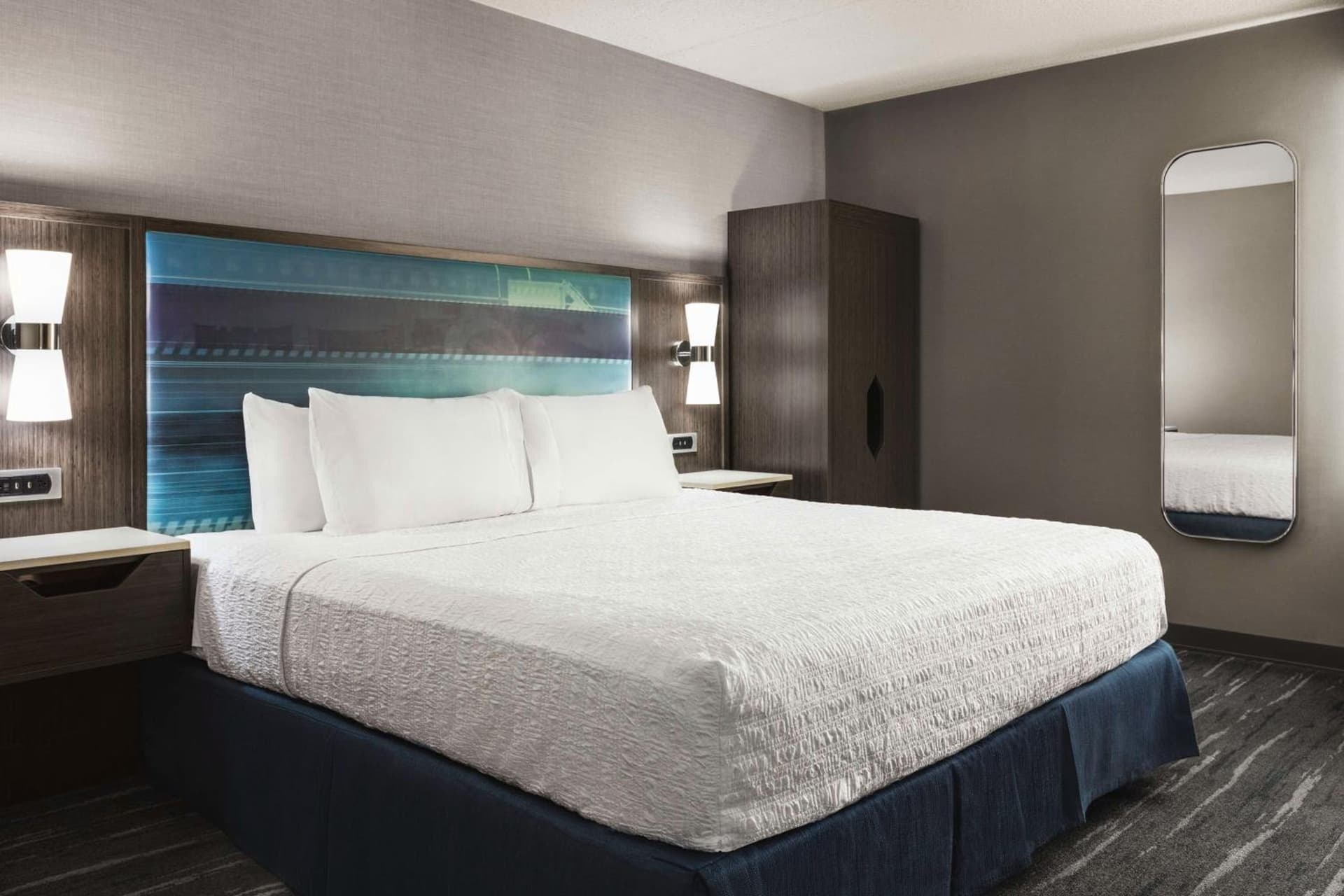 Hampton Inn Chicago-O'Hare International Airport gallery photo in Schiller Park, IL — image 33