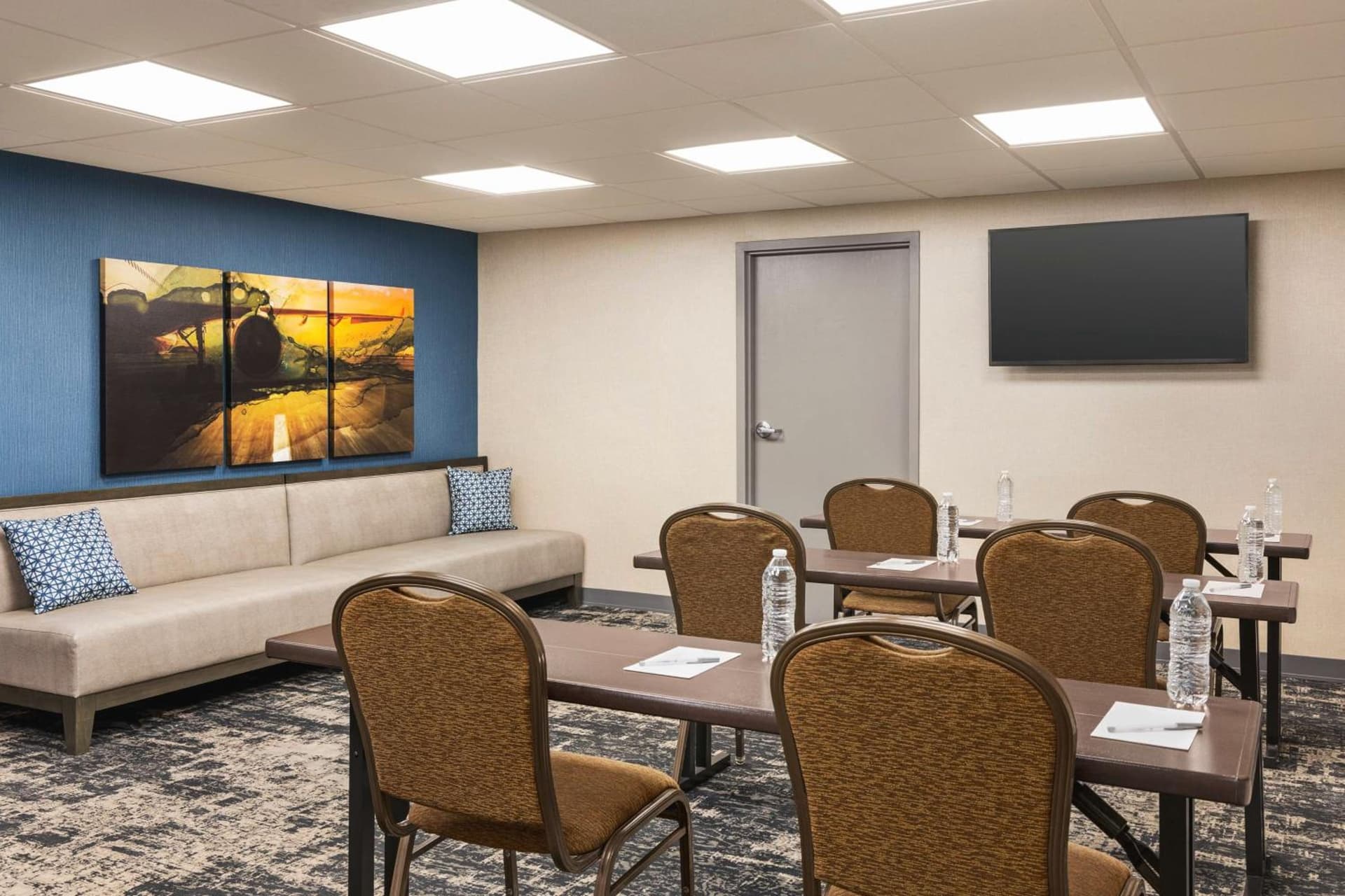 Hampton Inn Chicago-O'Hare International Airport gallery photo in Schiller Park, IL — image 34