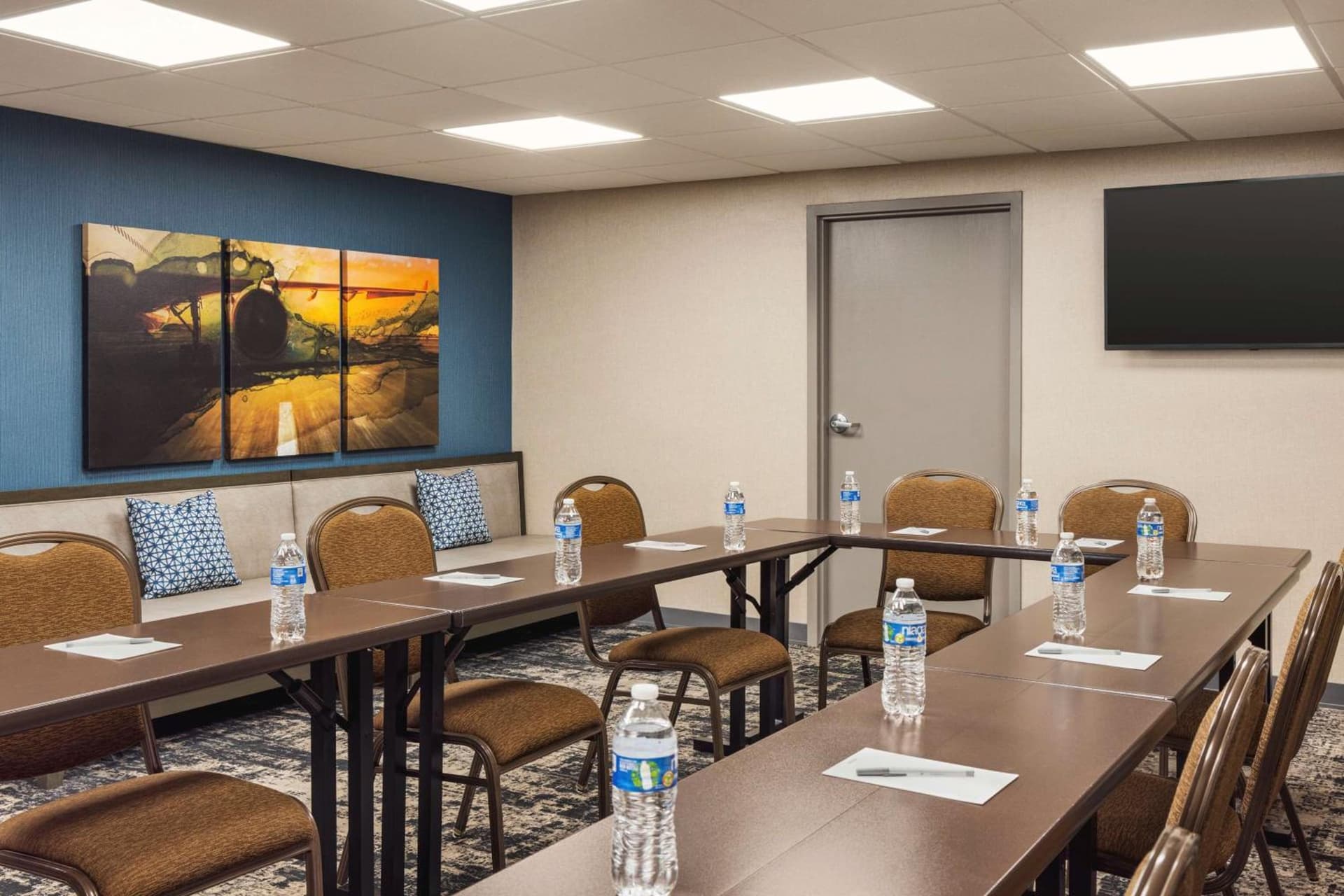 Hampton Inn Chicago-O'Hare International Airport gallery photo in Schiller Park, IL — image 6