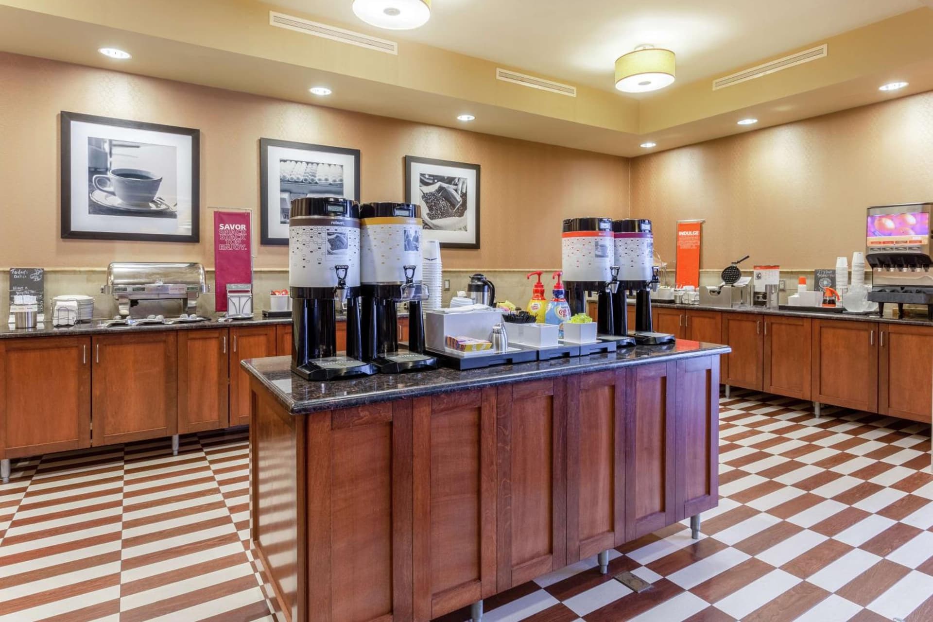Hampton Inn Owings Mills property views in Owings Mills, MD — gallery photo 3