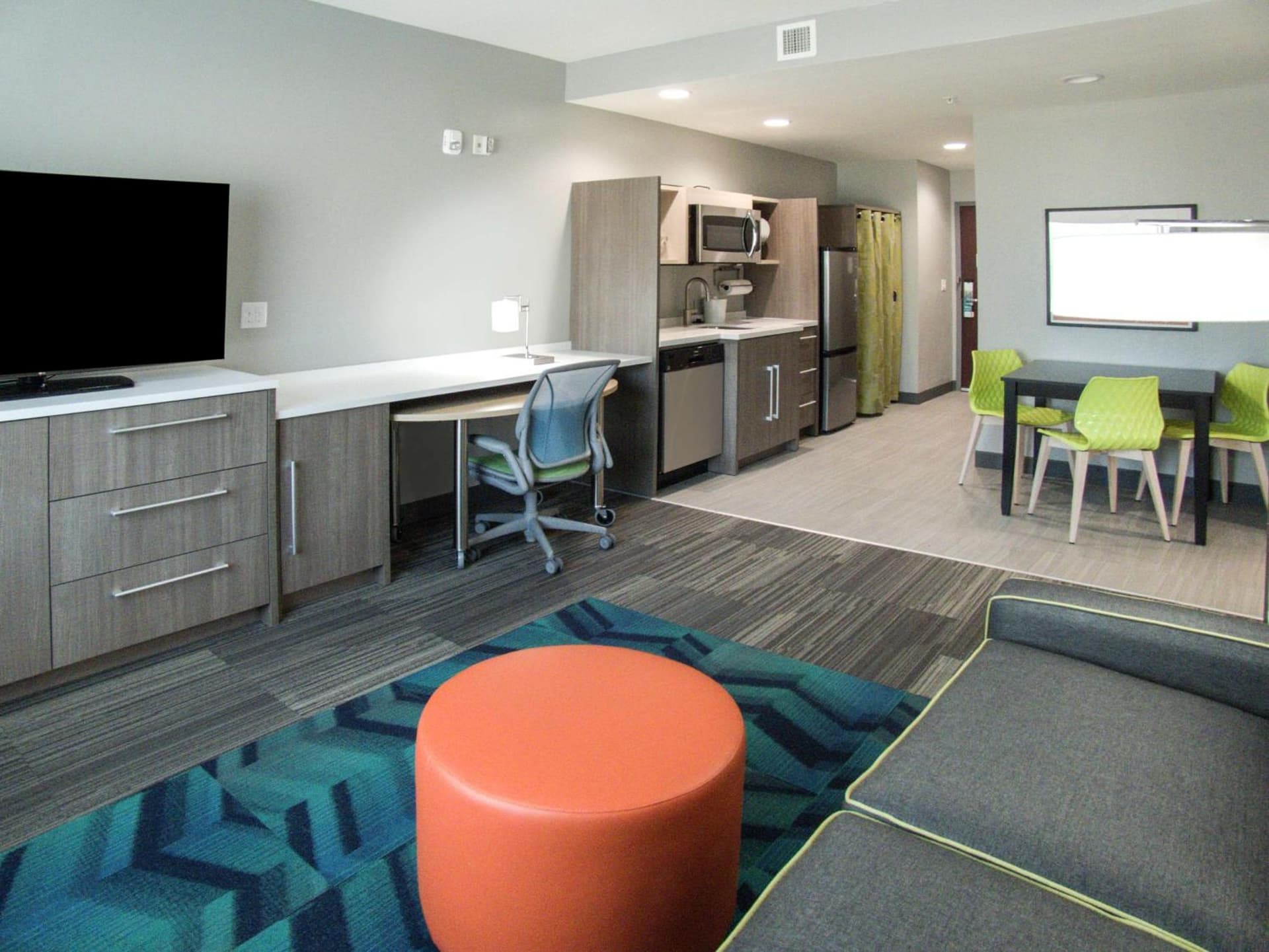 Home2 Suites By Hilton Pensacola I-10 Pine Forest gallery photo in Pensacola, FL — image 13