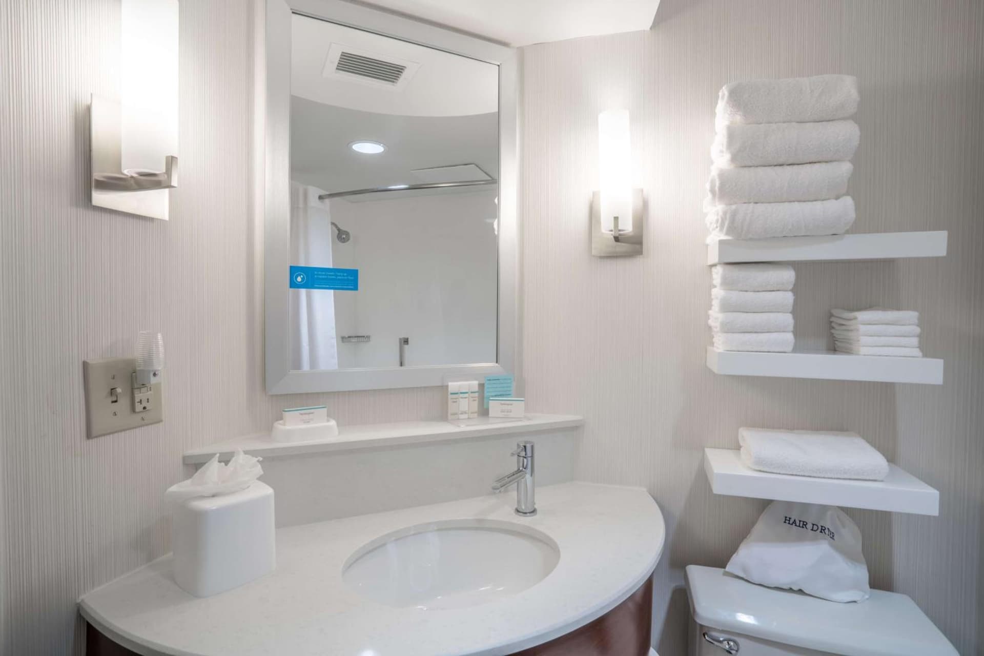Hampton Inn Downingtown/Exton gallery photo in Exton, PA — image 22