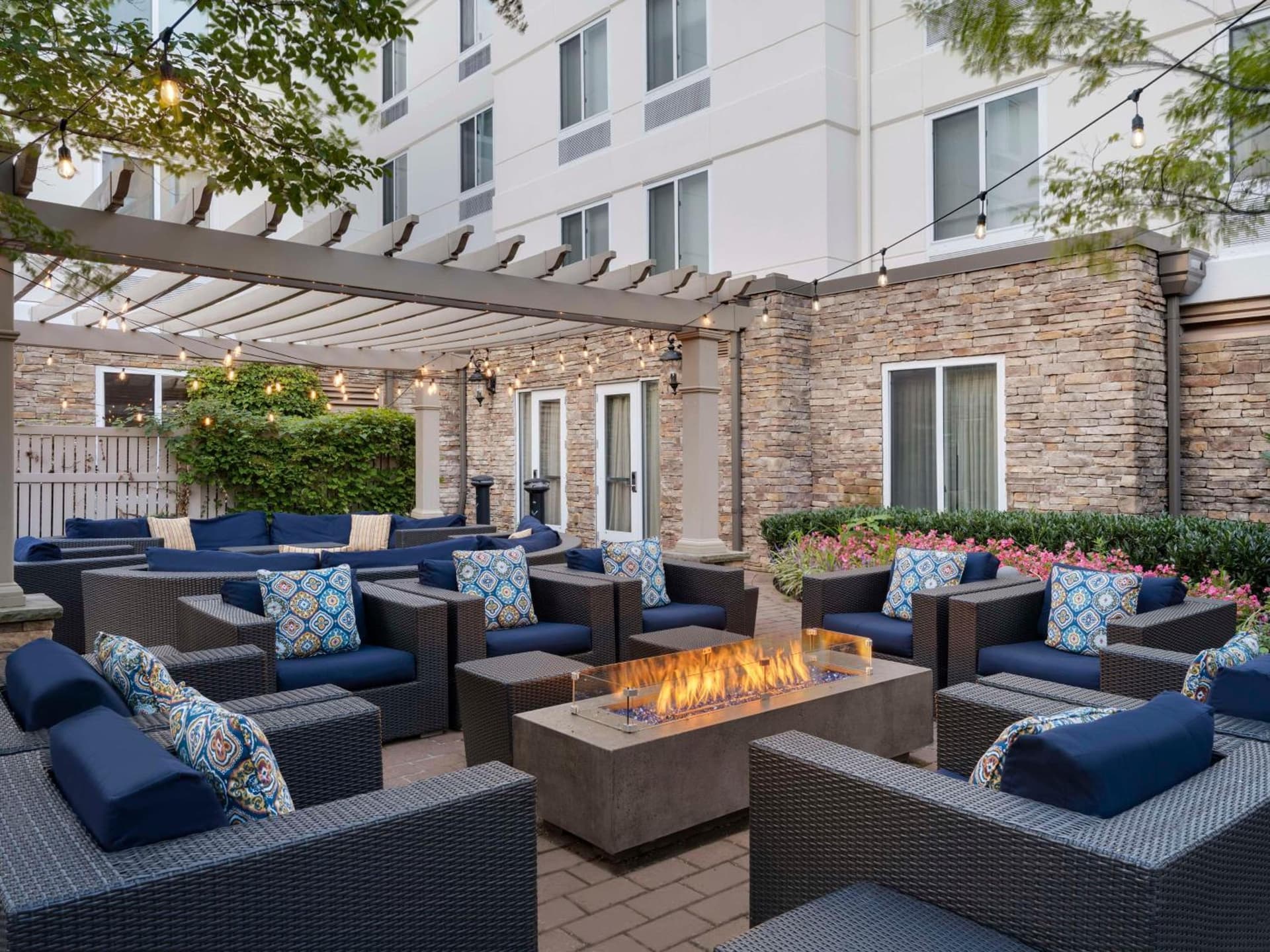 Hilton Garden Inn Melville gallery photo in Plainview, NY — image 14