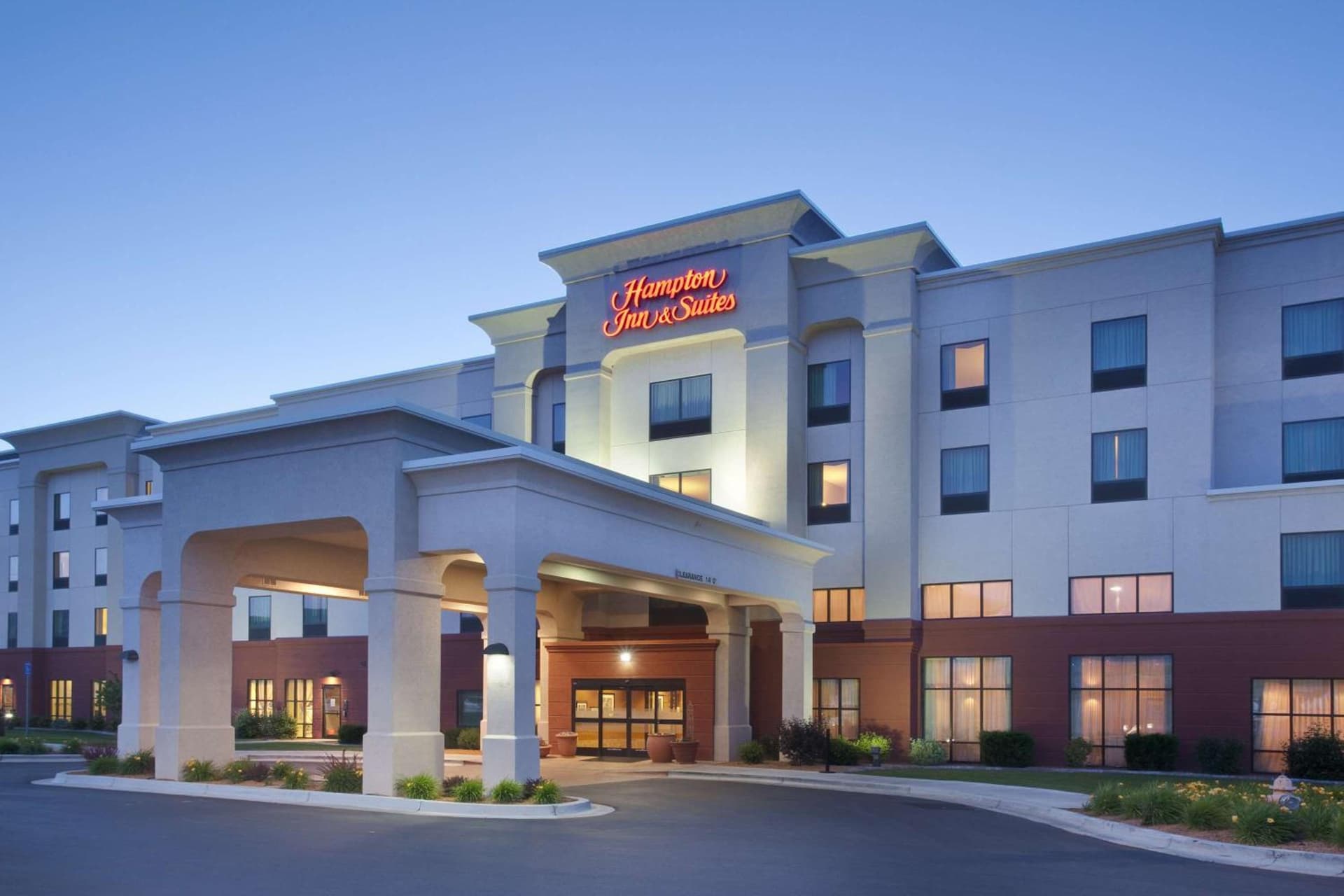 Hampton Inn & Suites Pocatello featured exterior or lobby in Pocatello, ID — similar hotel