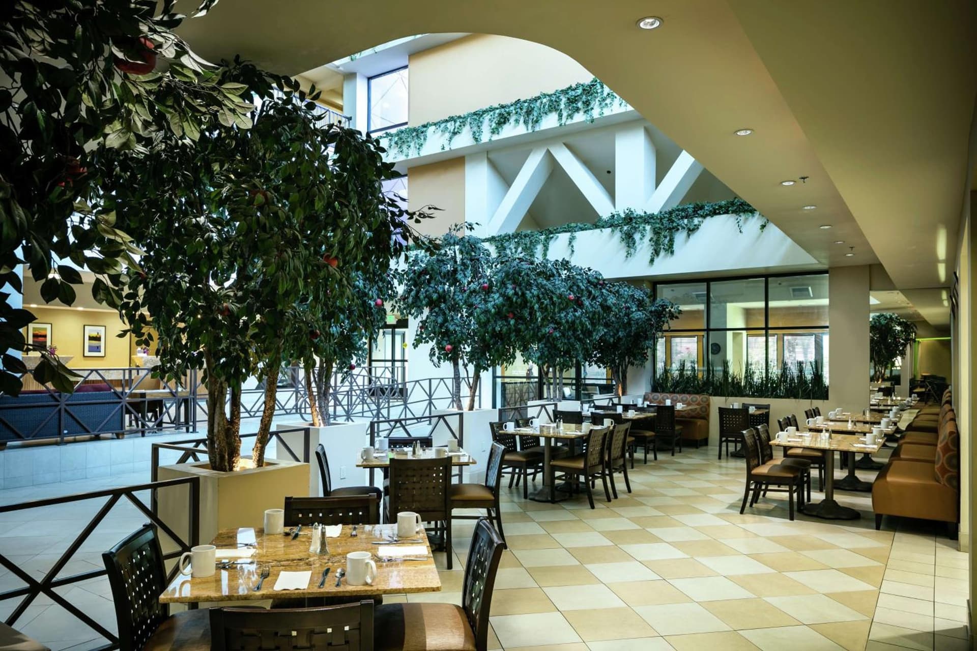 Hilton Stockton gallery photo in Stockton, CA — image 38