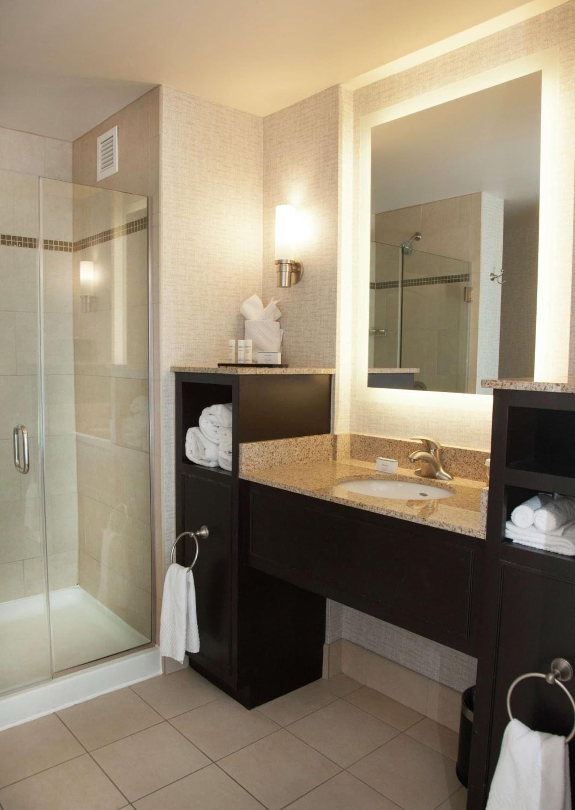 Embassy Suites Columbus - Airport gallery photo in Columbus, OH — image 17