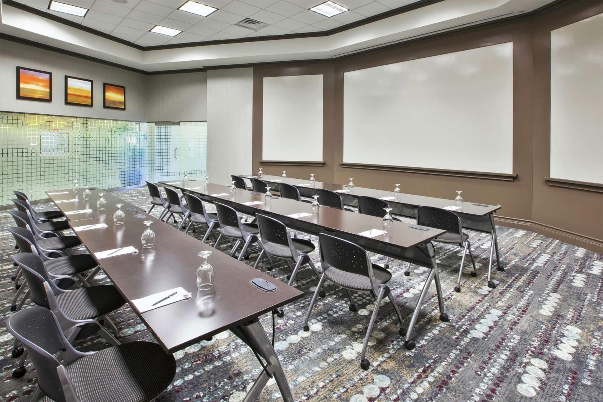 Embassy Suites Columbus - Airport gallery photo in Columbus, OH — image 27