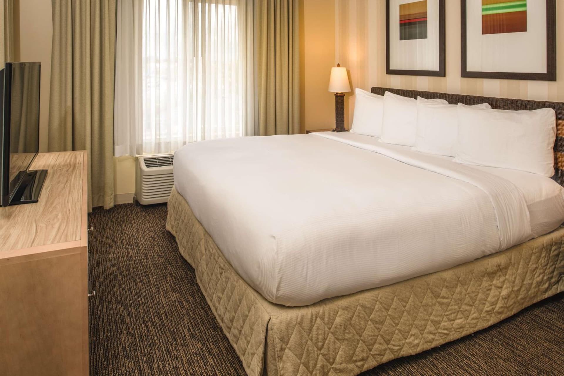 DoubleTree by Hilton Portland - Beaverton gallery photo in Beaverton, OR — image 5