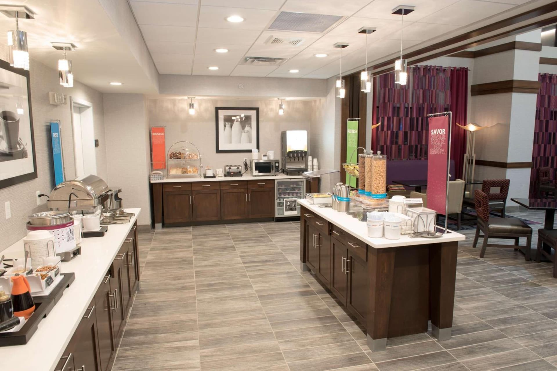 Hampton Inn & Suites Bay City gallery photo in Bay City, MI — image 4