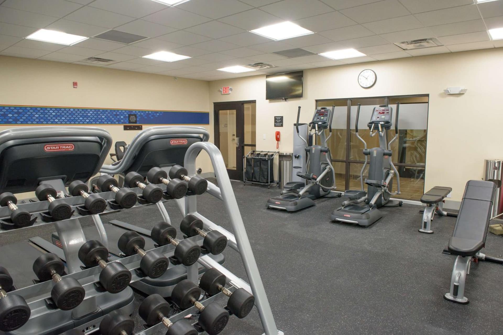 Hampton Inn & Suites Bay City gallery photo in Bay City, MI — image 19