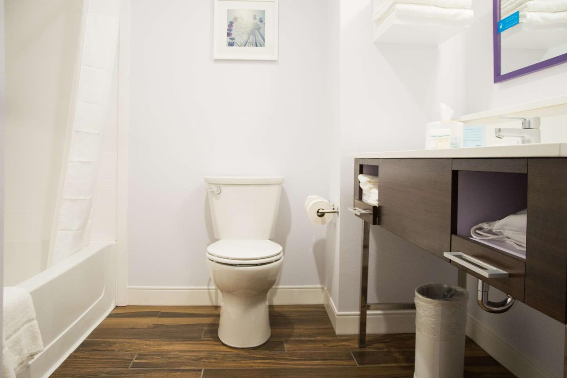 Hampton Inn & Suites Warrington Horsham gallery photo in Warrington — image 25