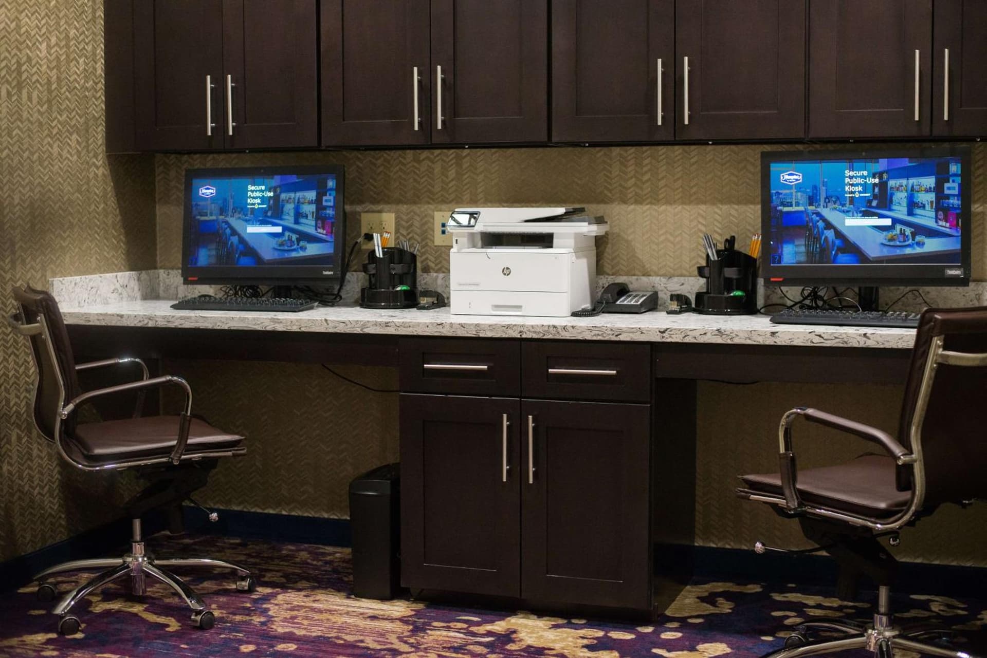 Hampton Inn & Suites Warrington Horsham gallery photo in Warrington — image 14