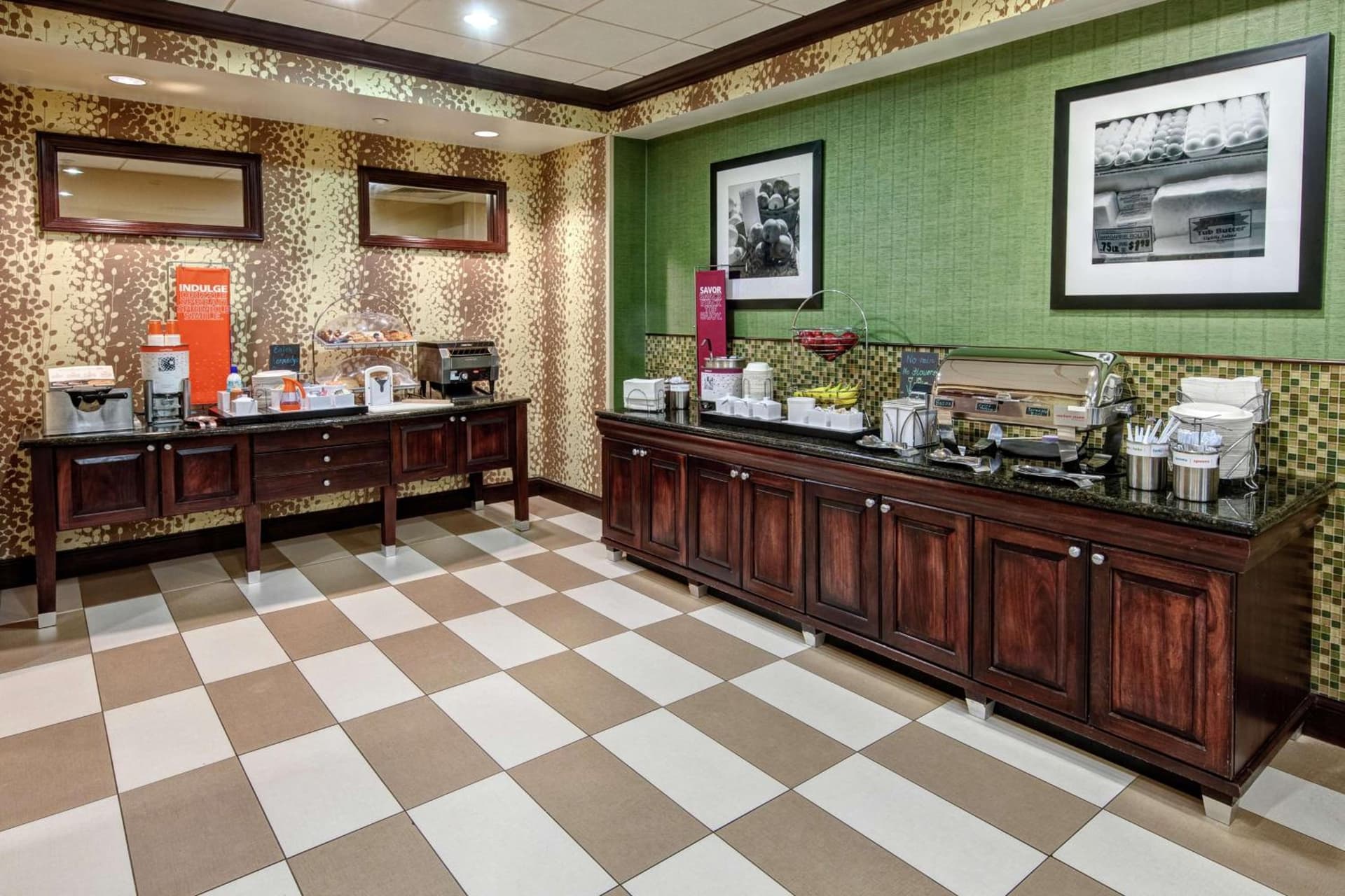 Hampton Inn Cambridge gallery photo in Cambridge, OH — image 7