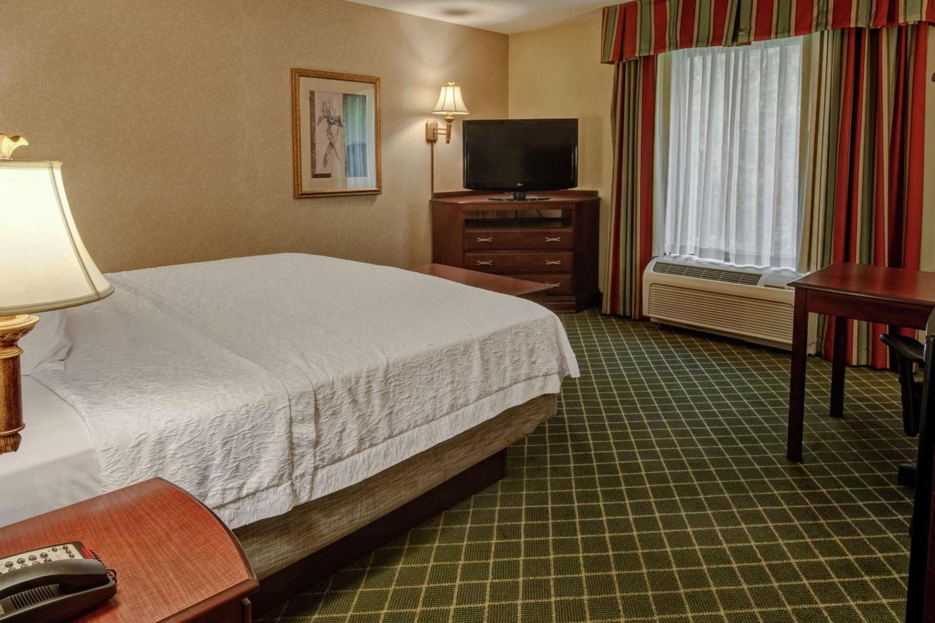 Hampton Inn Cambridge gallery photo in Cambridge, OH — image 12