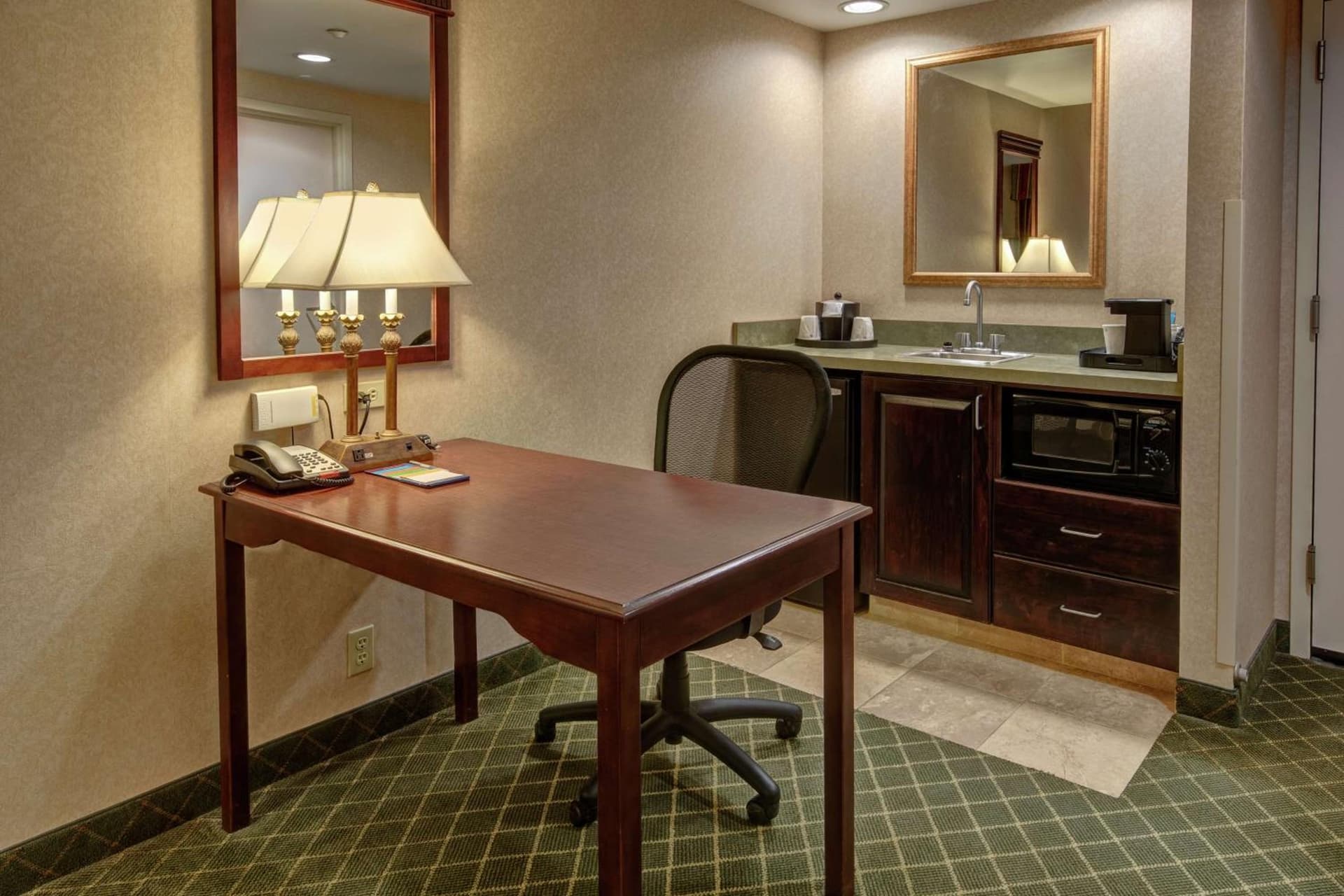 Hampton Inn Cambridge gallery photo in Cambridge, OH — image 29