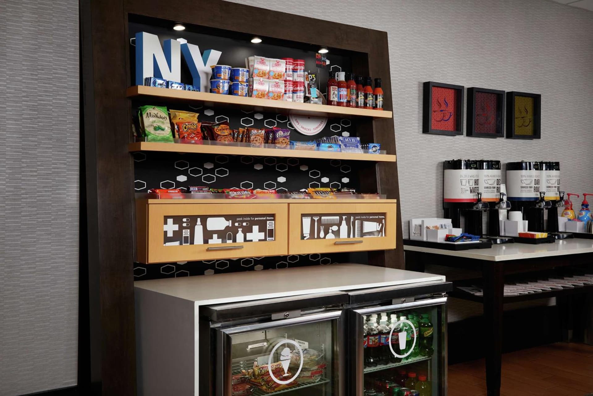 Hampton Inn Niagara Falls gallery photo in Niagara Falls, NY — image 9
