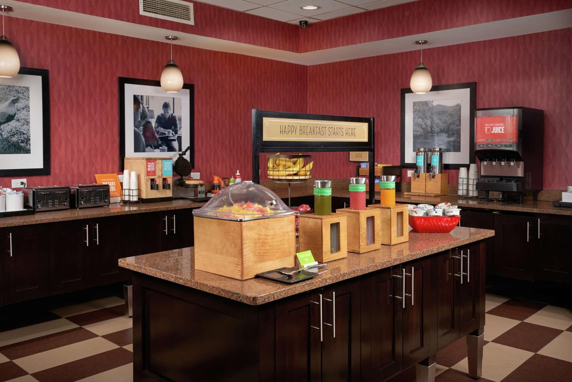 Hampton Inn Niagara Falls gallery photo in Niagara Falls, NY — image 16