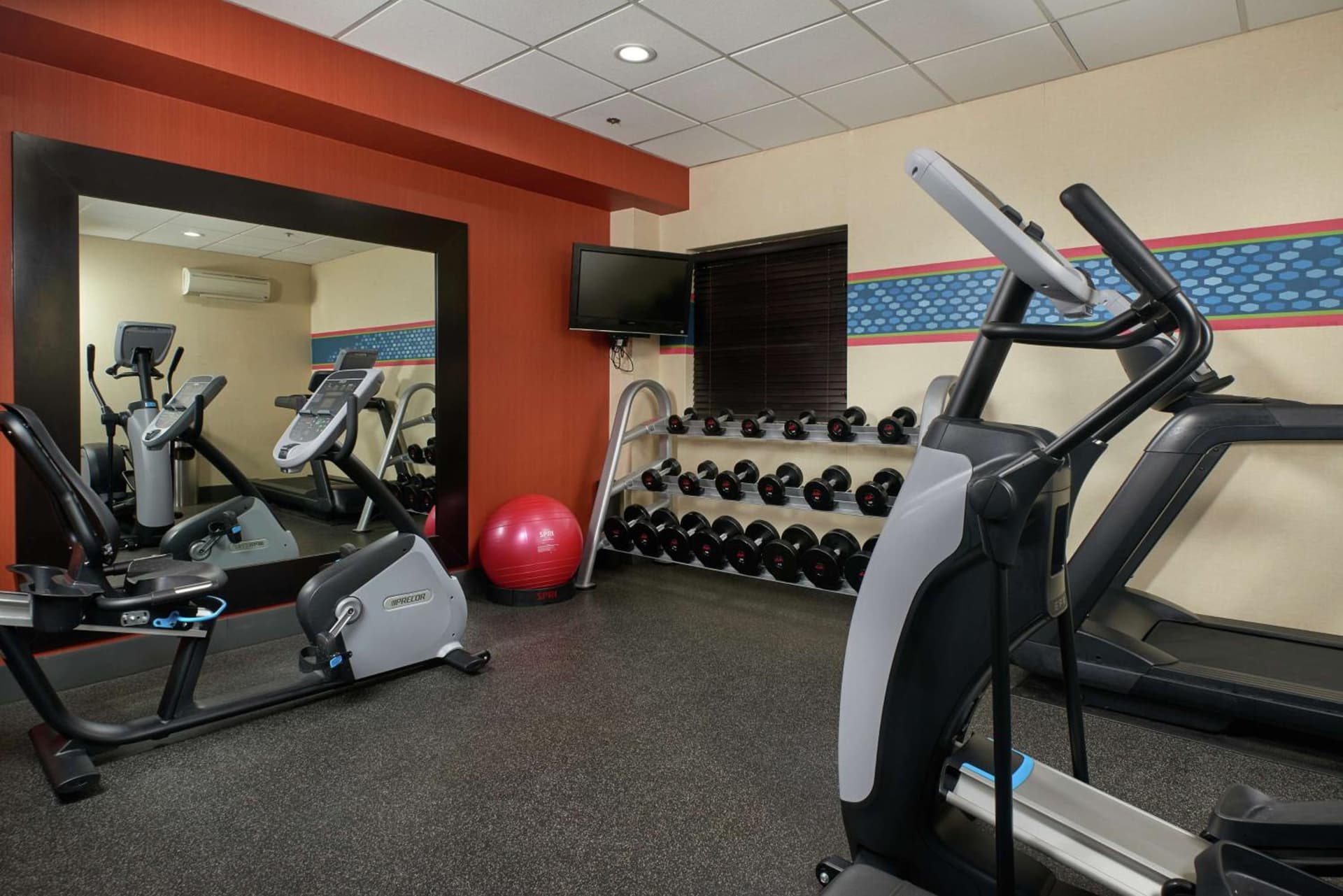 Hampton Inn Niagara Falls gallery photo in Niagara Falls, NY — image 14