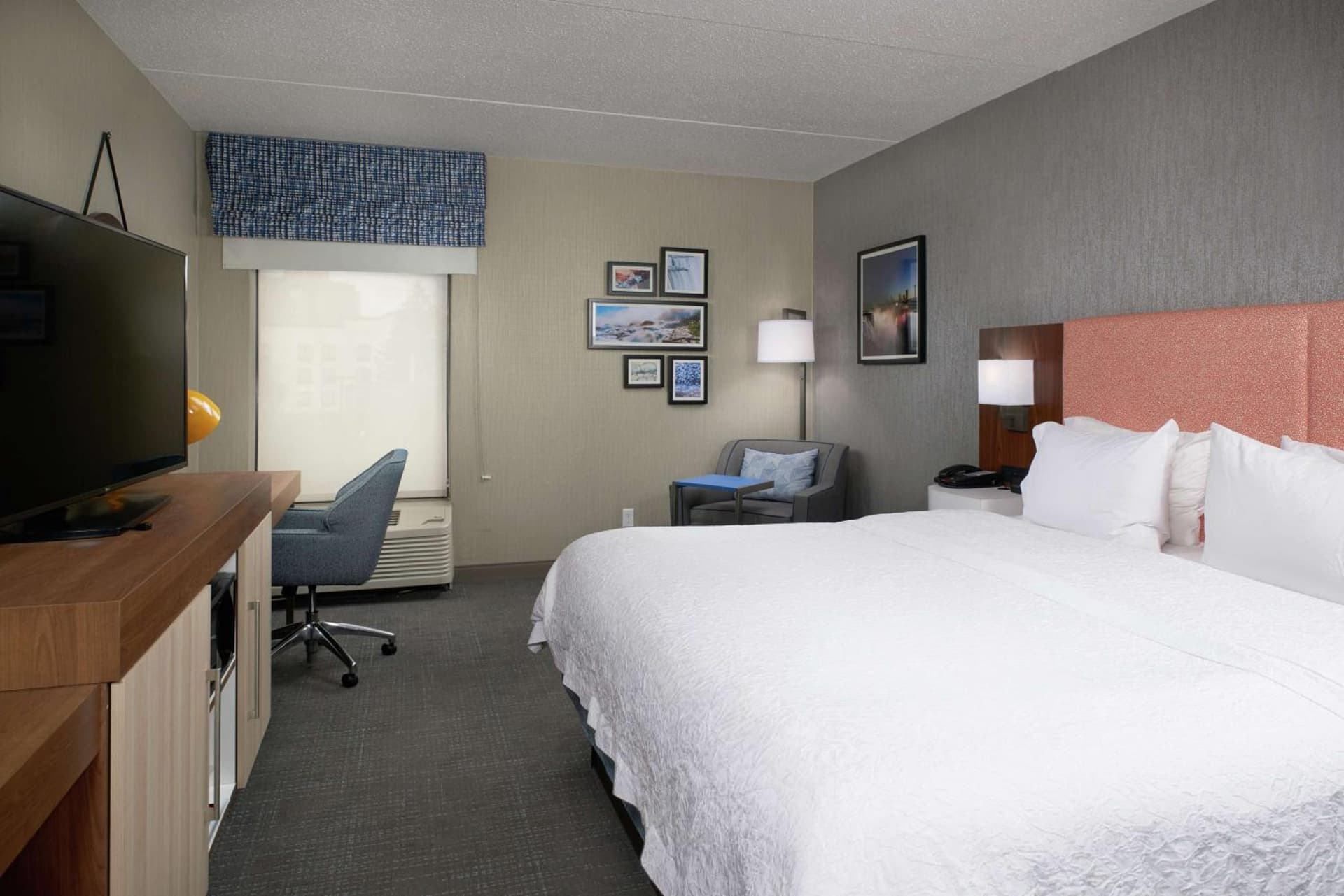 Hampton Inn Niagara Falls gallery photo in Niagara Falls, NY — image 20
