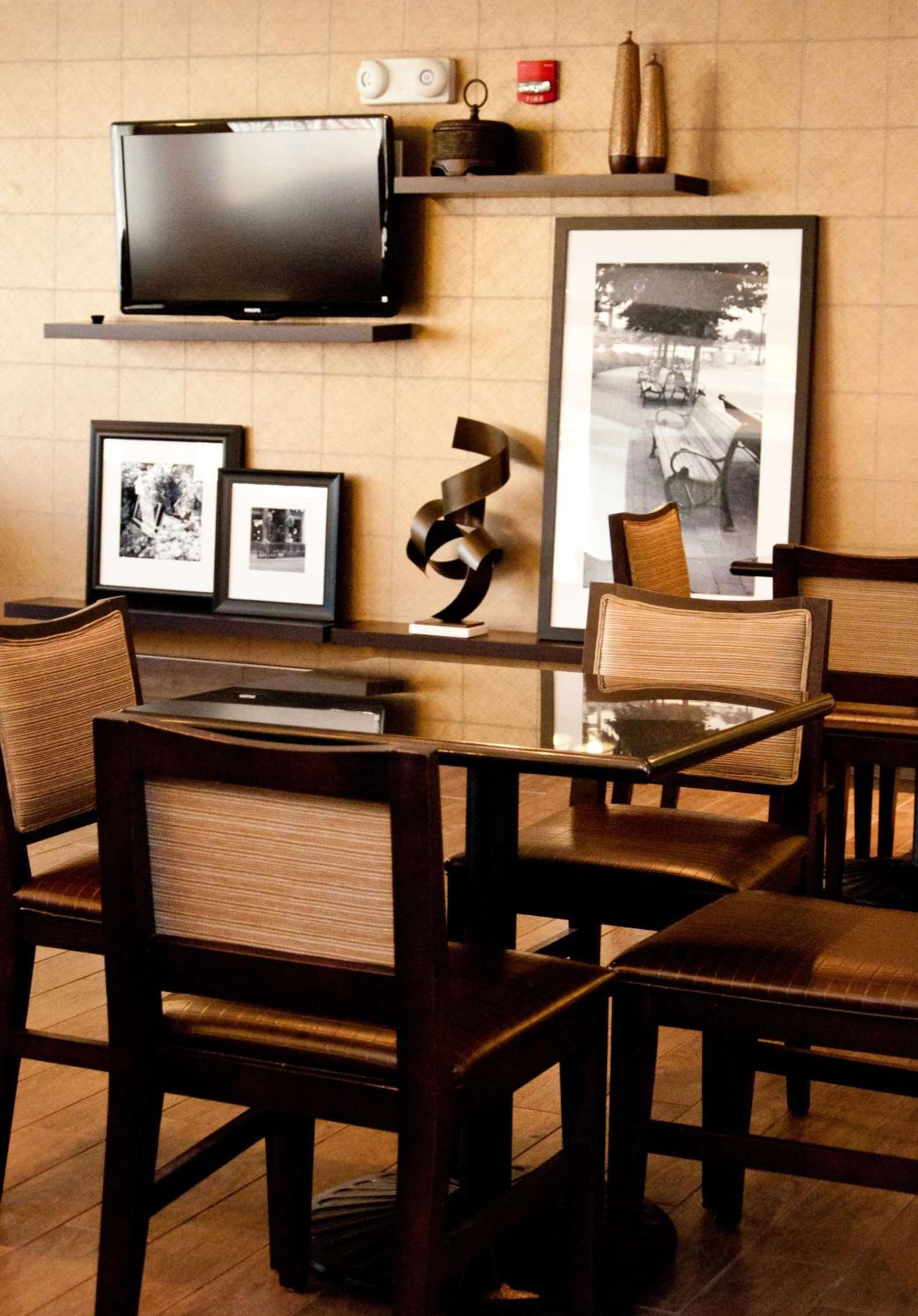 Hampton Inn East Windsor gallery photo in East Windsor, NJ — image 43