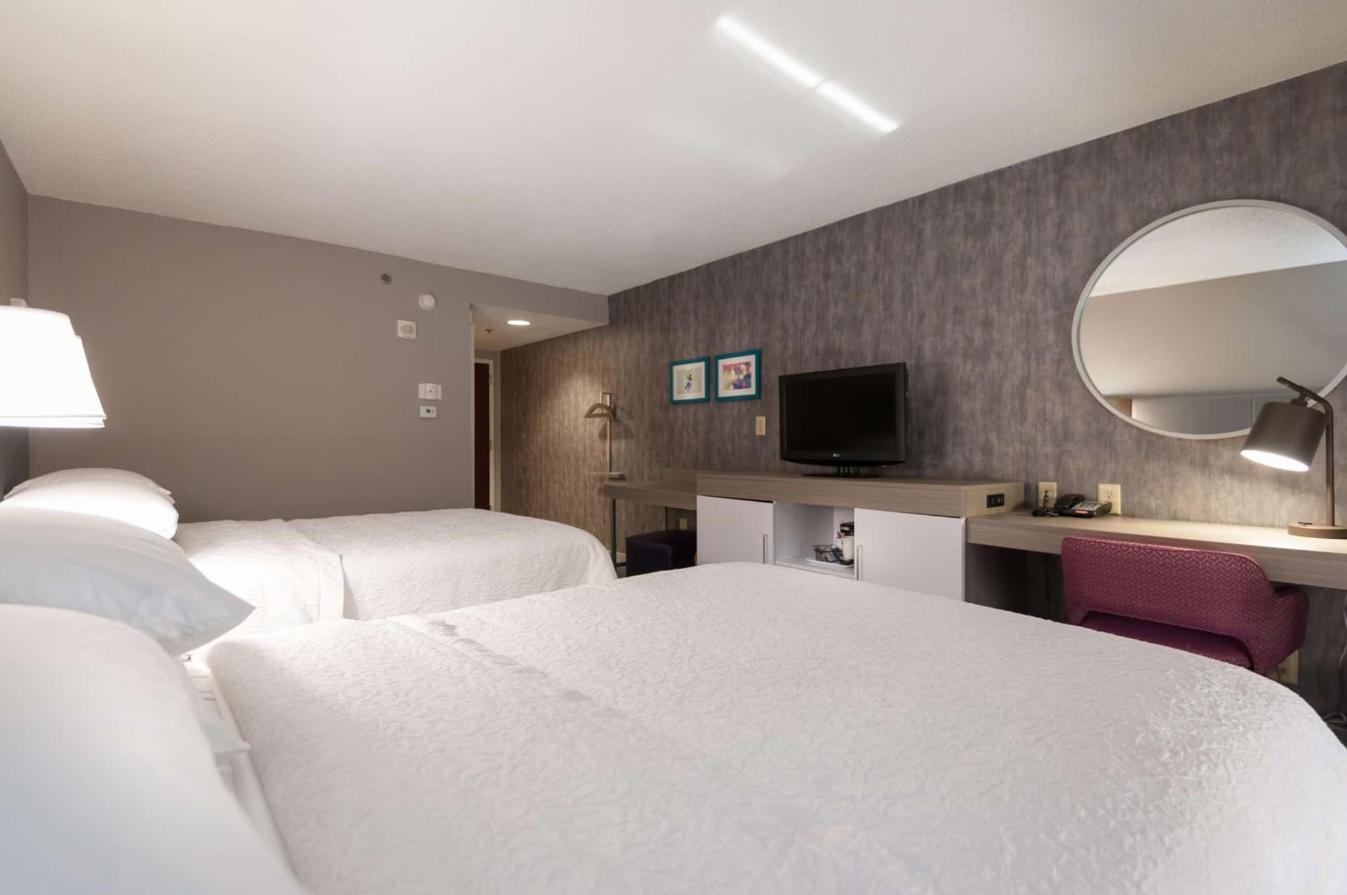 Hampton Inn East Windsor gallery photo in East Windsor, NJ — image 40
