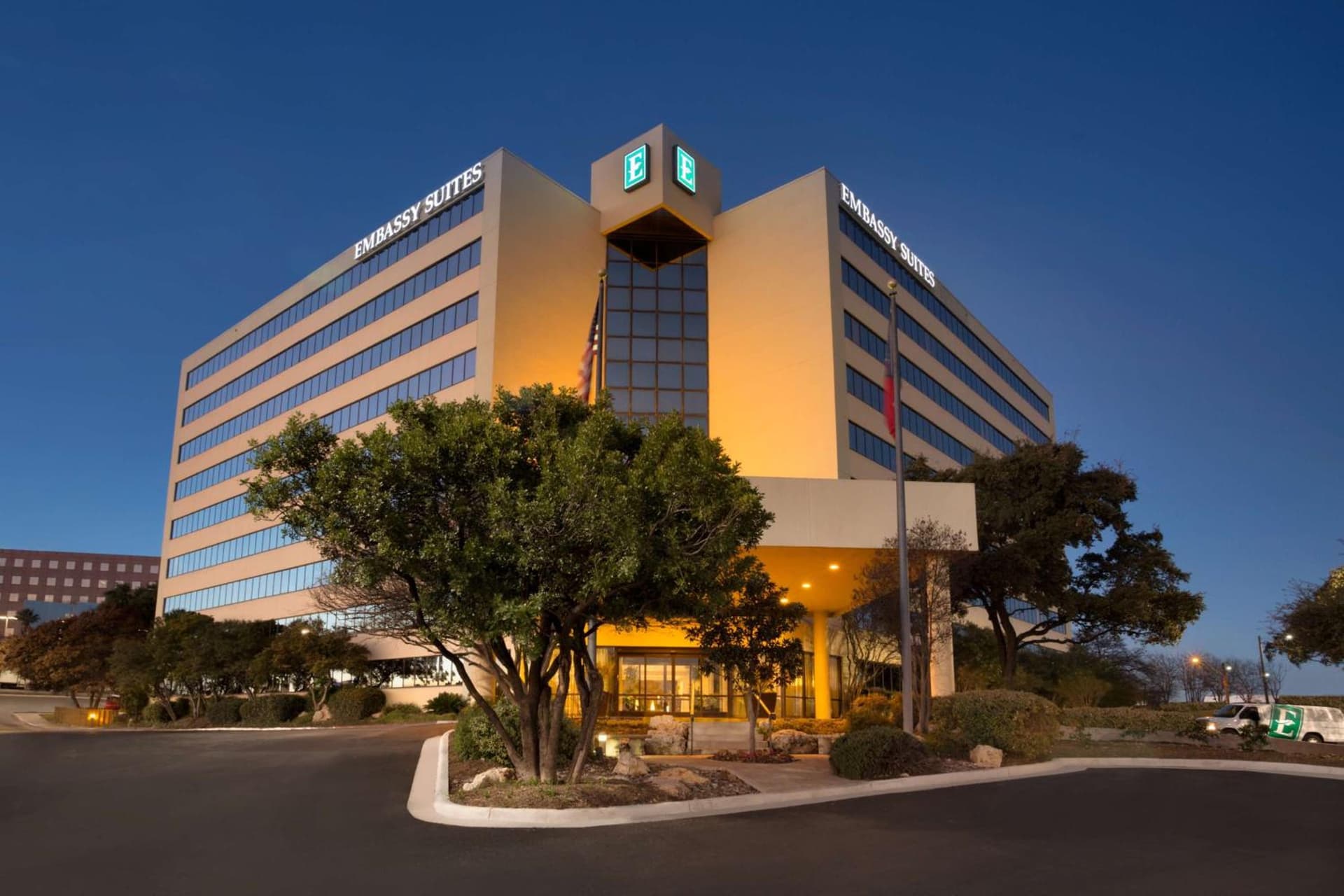 Embassy Suites San Antonio Airport interior in San Antonio, TX — gallery photo 2