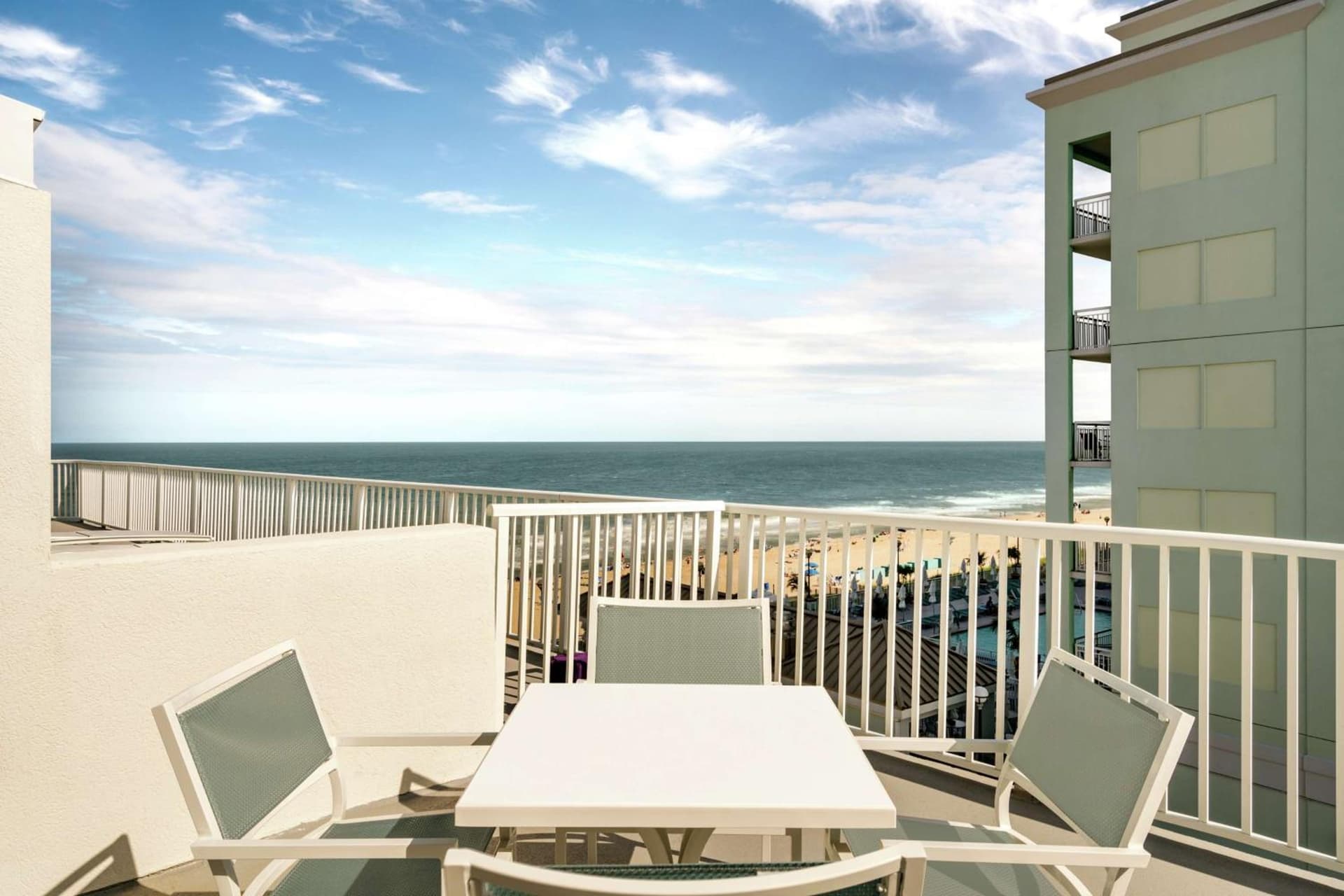 DoubleTree by Hilton Ocean City Oceanfront gallery photo in Ocean City, MD — image 34