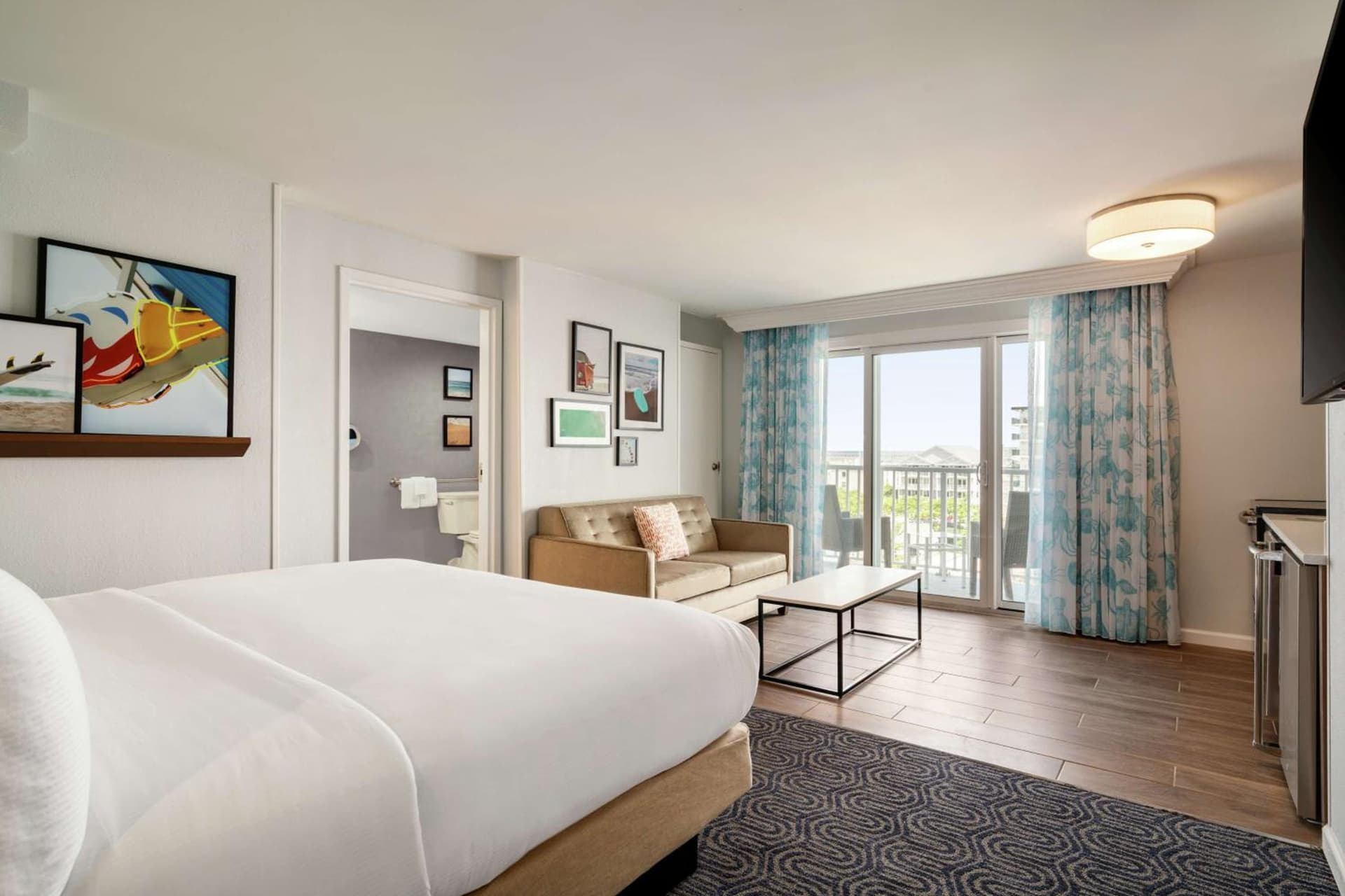 DoubleTree by Hilton Ocean City Oceanfront gallery photo in Ocean City, MD — image 27