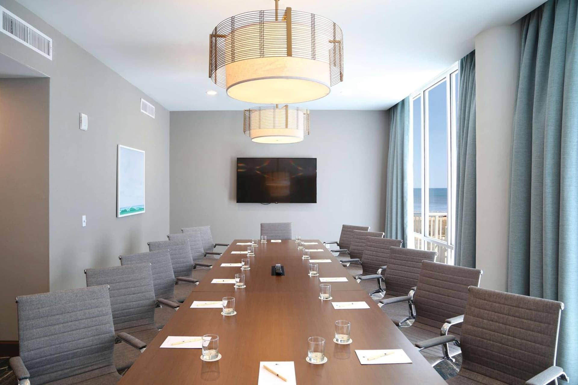 DoubleTree by Hilton Ocean City Oceanfront gallery photo in Ocean City, MD — image 39