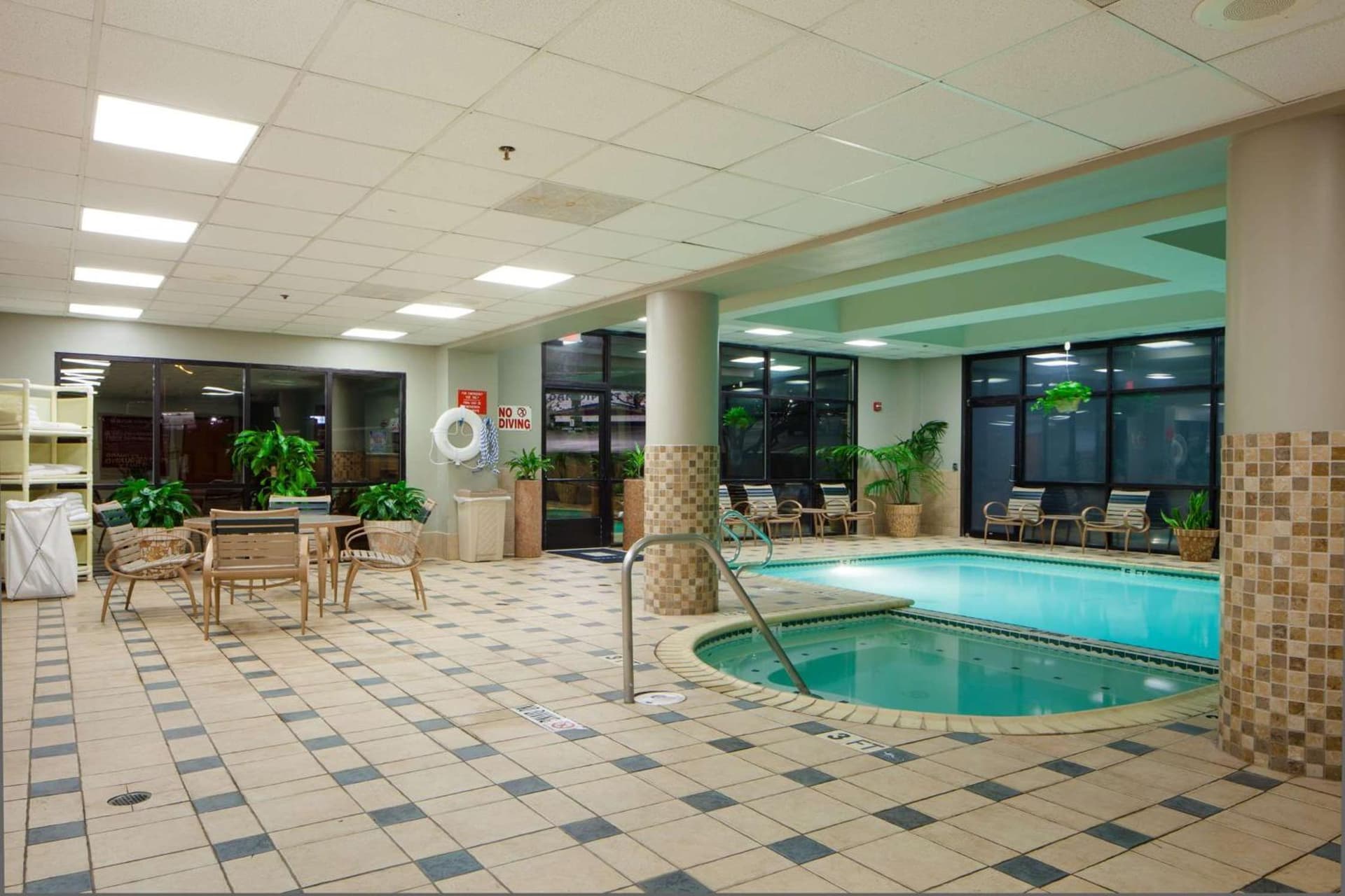 Embassy Suites San Antonio Airport gallery photo in San Antonio, TX — image 18