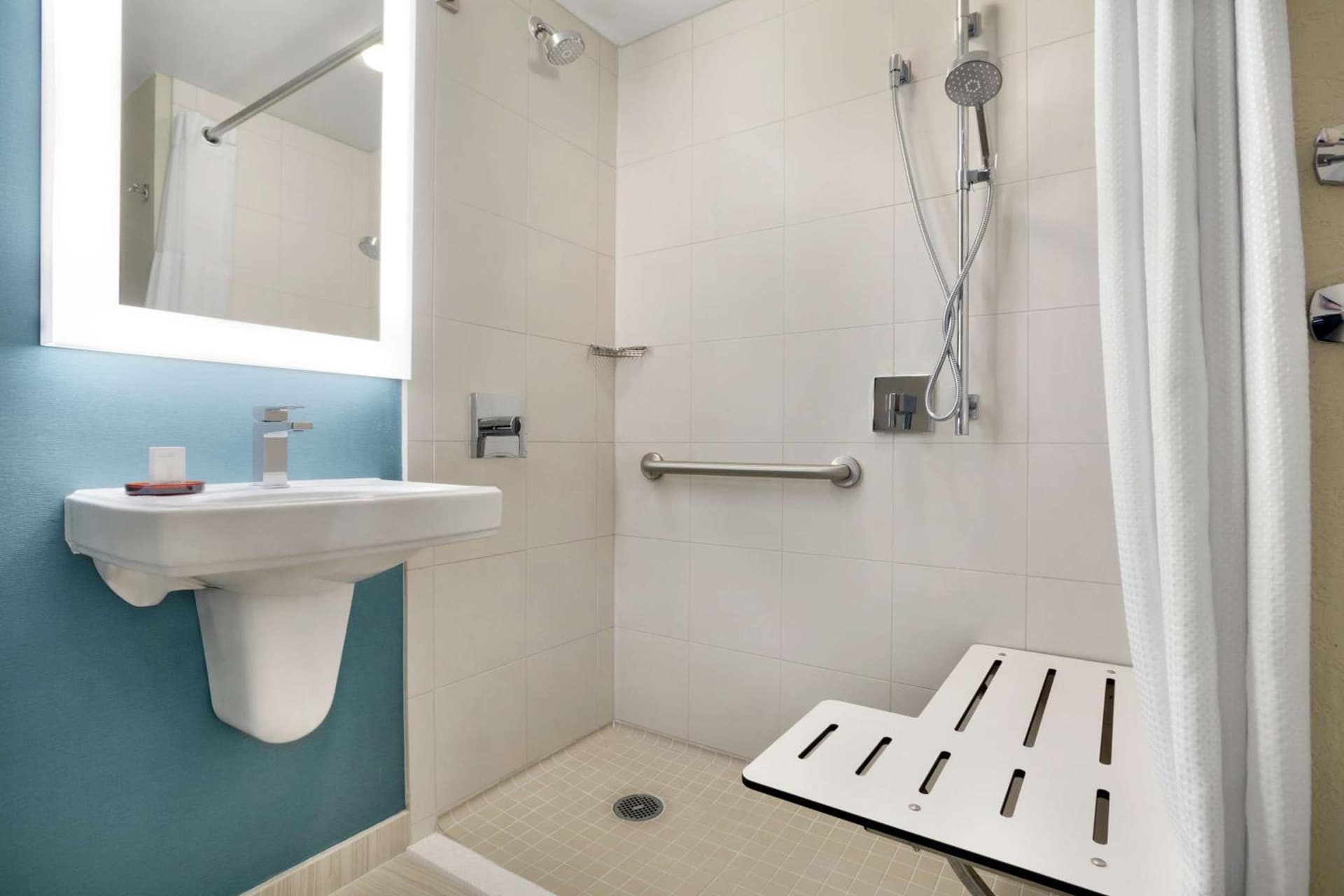 Embassy Suites San Antonio Airport gallery photo in San Antonio, TX — image 44