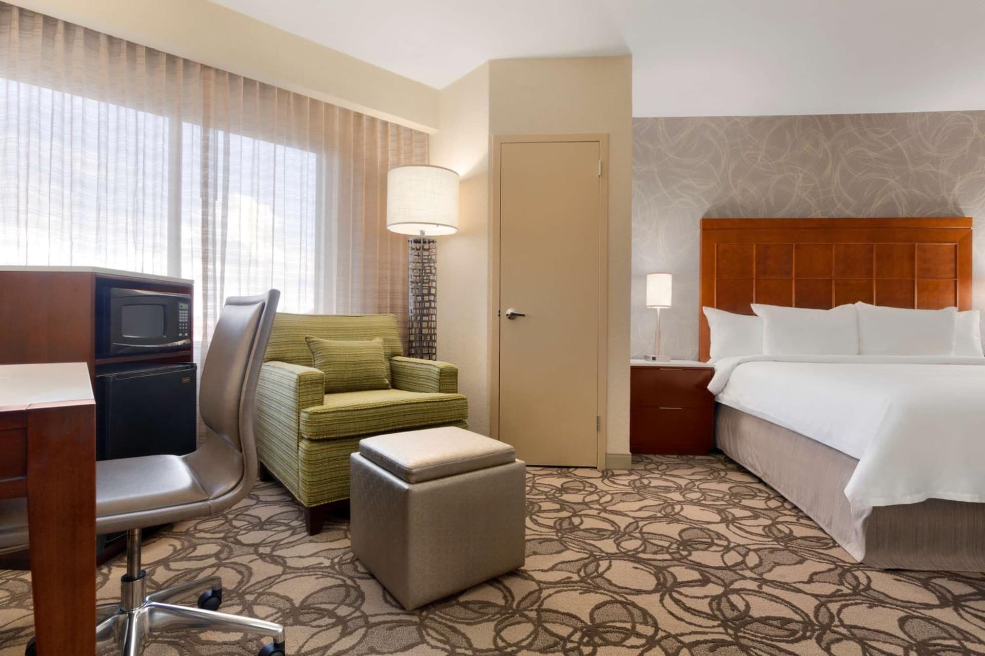 Embassy Suites San Antonio Airport gallery photo in San Antonio, TX — image 37