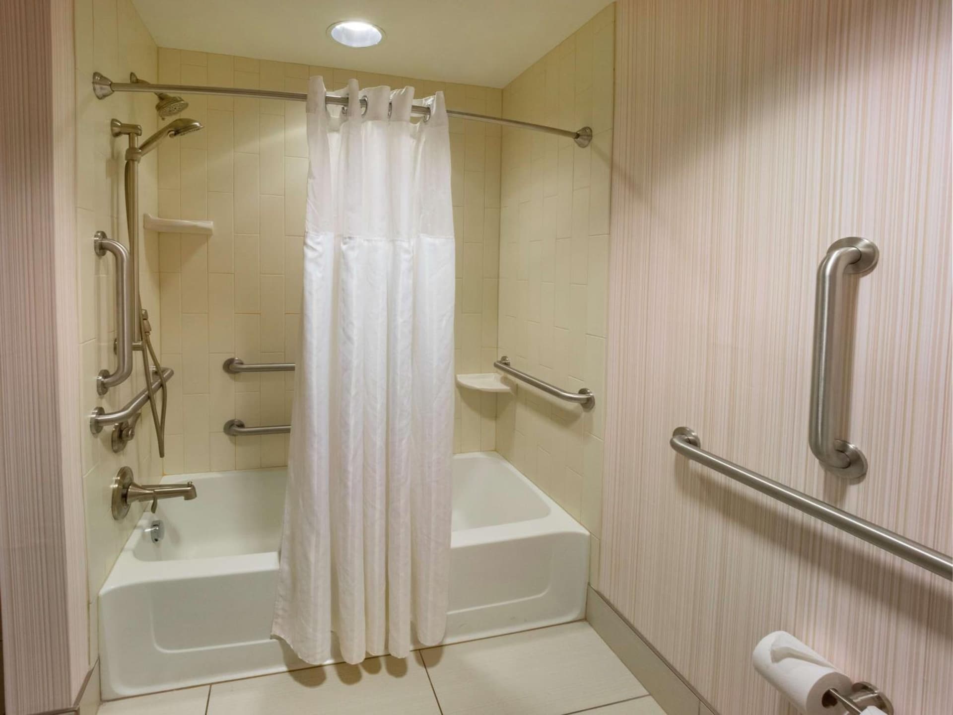 The Hilton Garden Inn Buffalo-Downtown gallery photo in Buffalo, NY — image 40