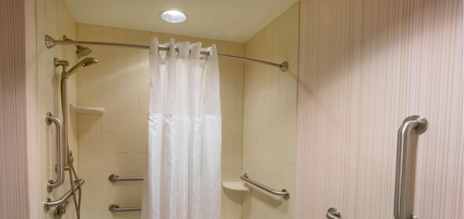 The Hilton Garden Inn Buffalo-Downtown gallery photo in Buffalo, NY — image 37