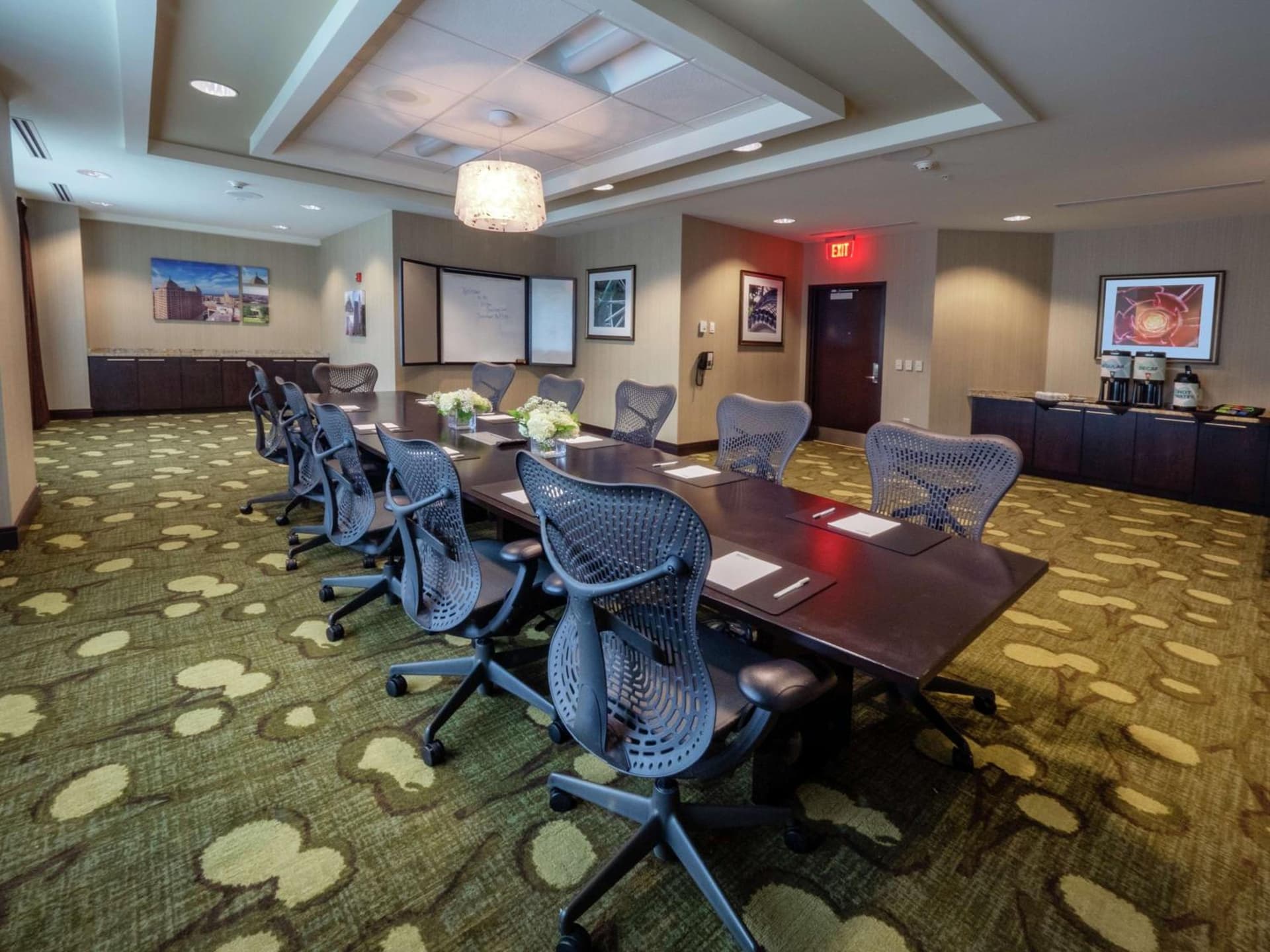 The Hilton Garden Inn Buffalo-Downtown gallery photo in Buffalo, NY — image 11