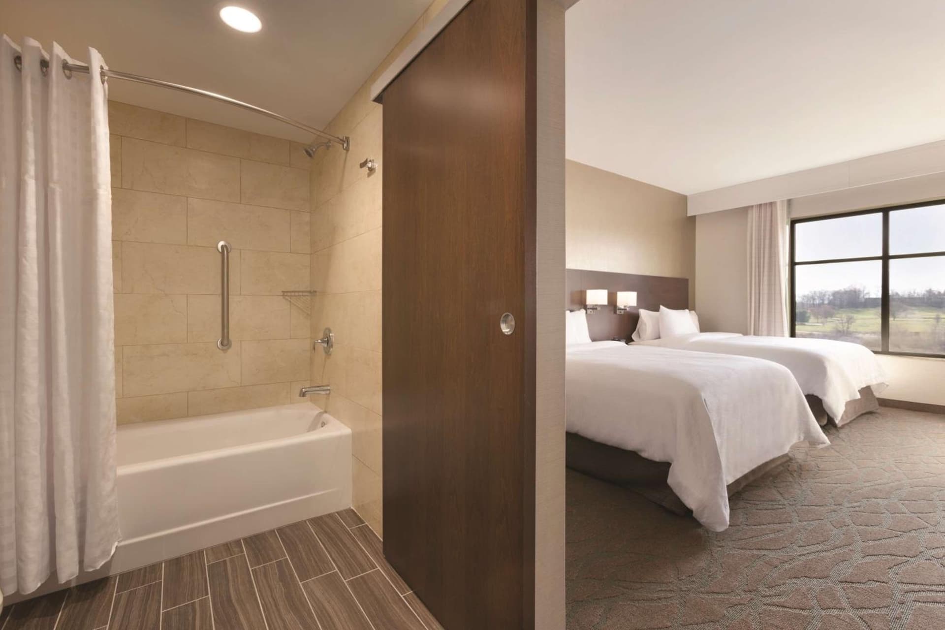 Embassy Suites by Hilton Akron Canton Airport gallery photo in North Canton, OH — image 20