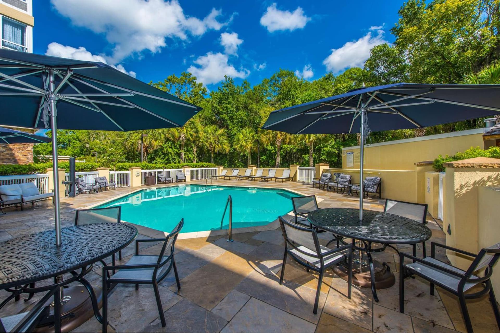 DoubleTree by Hilton North Charleston - Convention Center gallery photo in Charleston, SC — image 21