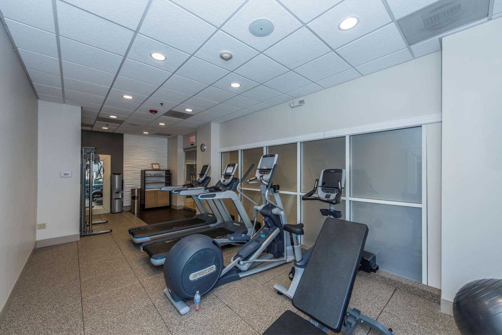 DoubleTree by Hilton North Charleston - Convention Center gallery photo in Charleston, SC — image 19