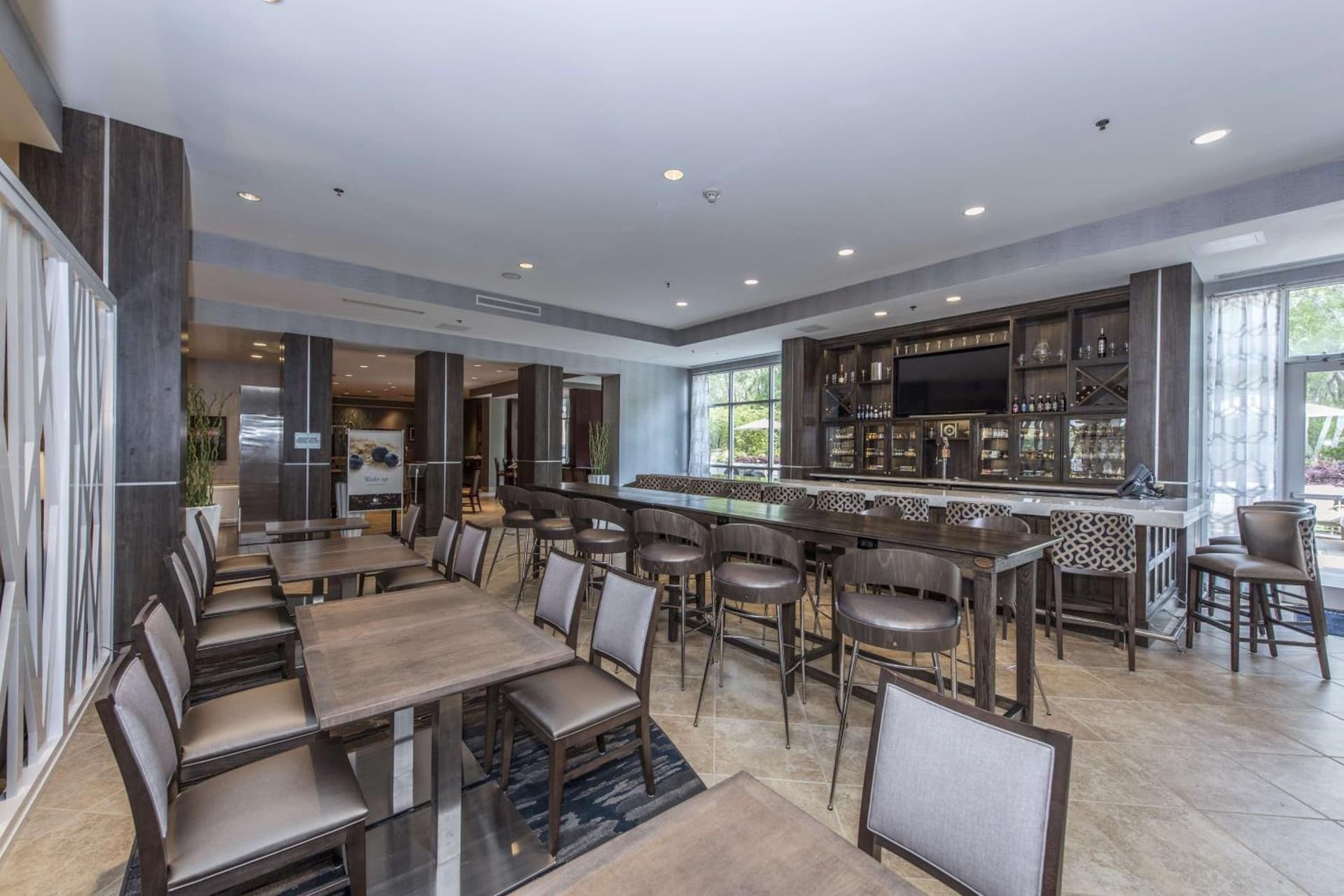 DoubleTree by Hilton North Charleston - Convention Center gallery photo in Charleston, SC — image 10
