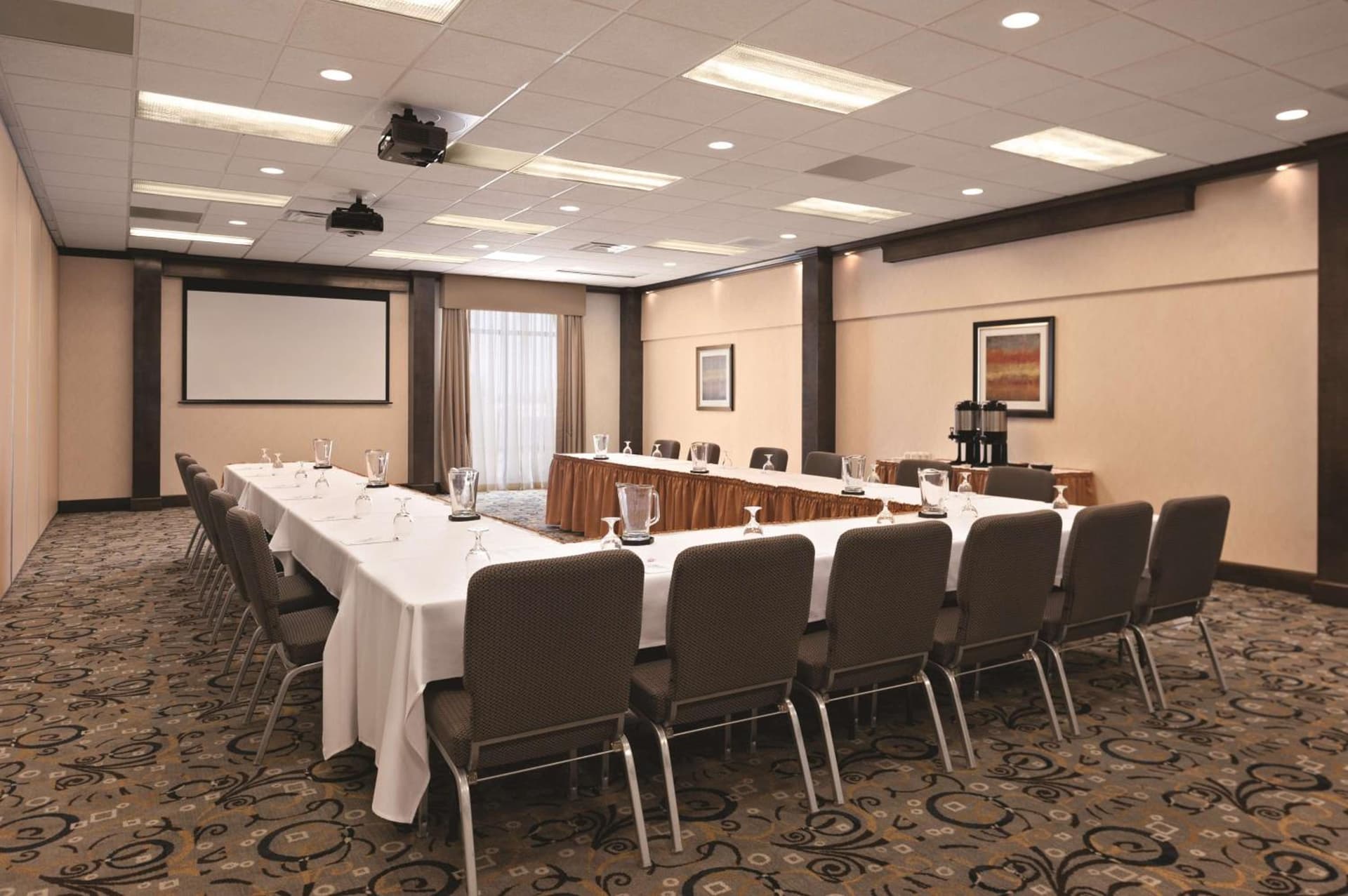 Embassy Suites Corpus Christi gallery photo in Corpus Christi, TX — image 31
