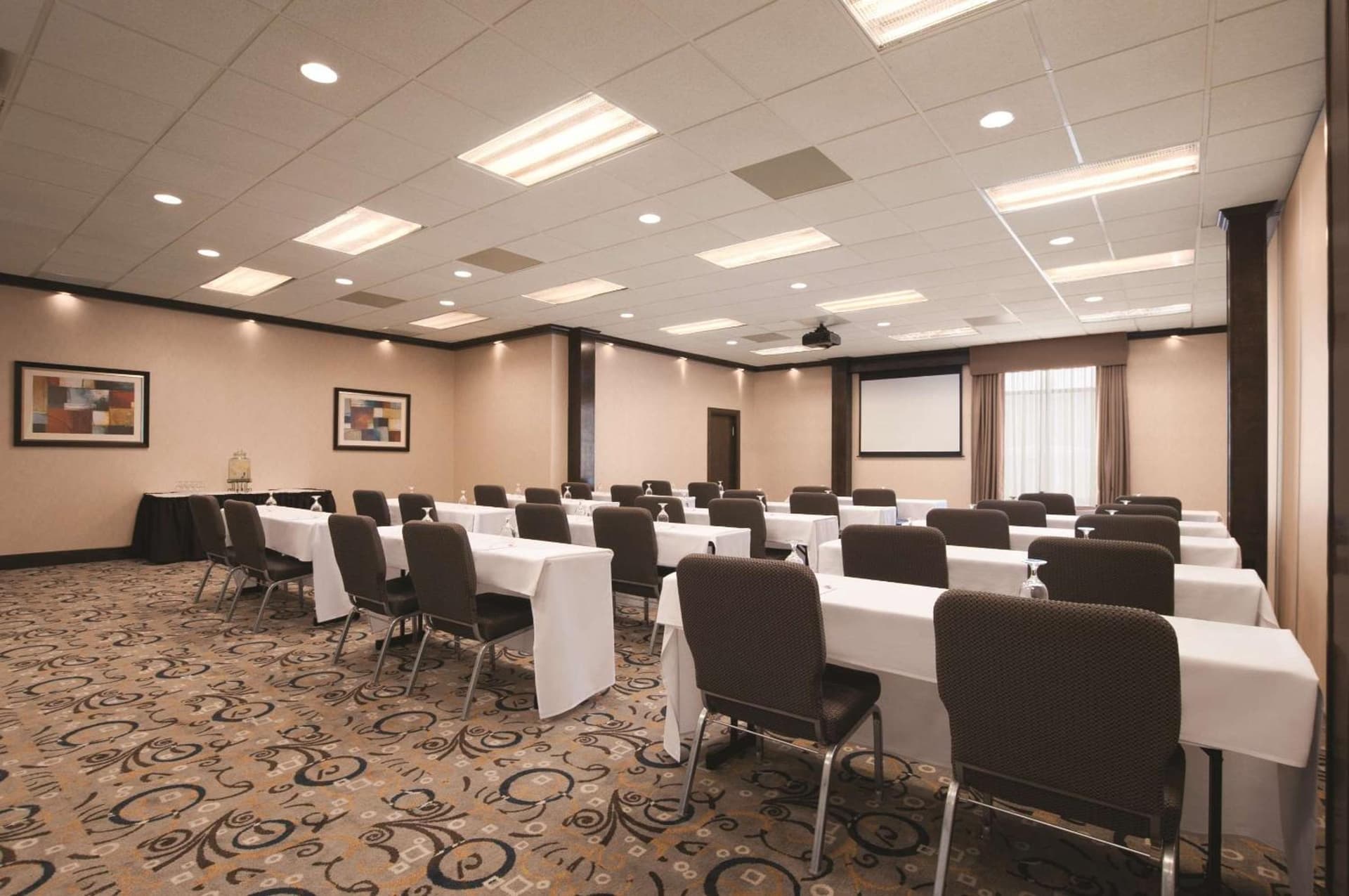 Embassy Suites Corpus Christi gallery photo in Corpus Christi, TX — image 6